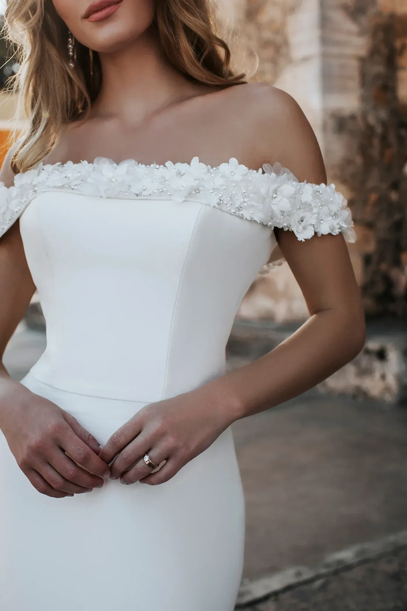 Abella E353 + Overskirt - Size 12 - Image 5