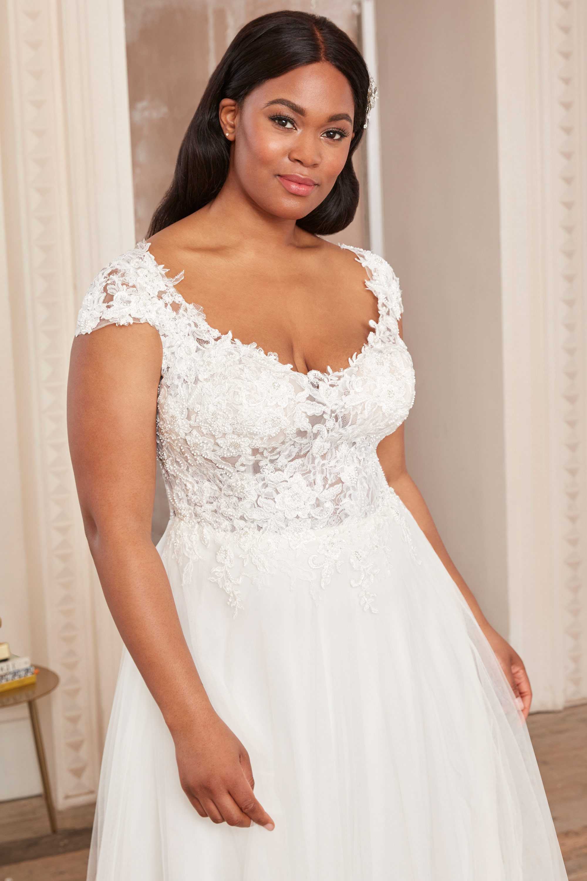 Adore by Justin Alexander 11131 - Size 22 - Image 3