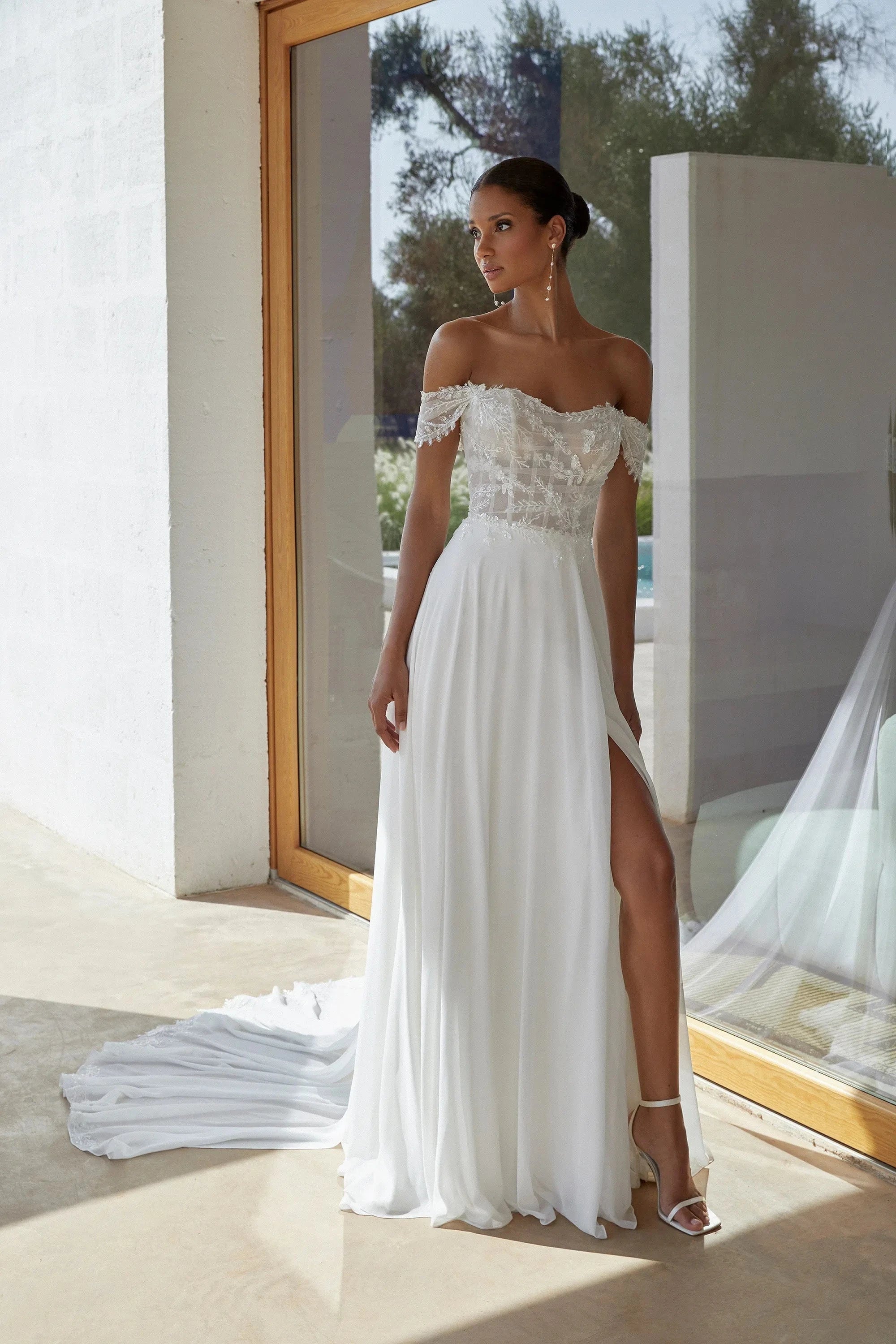 Adore by Justin Alexander Candace - Size 6 - Image 3