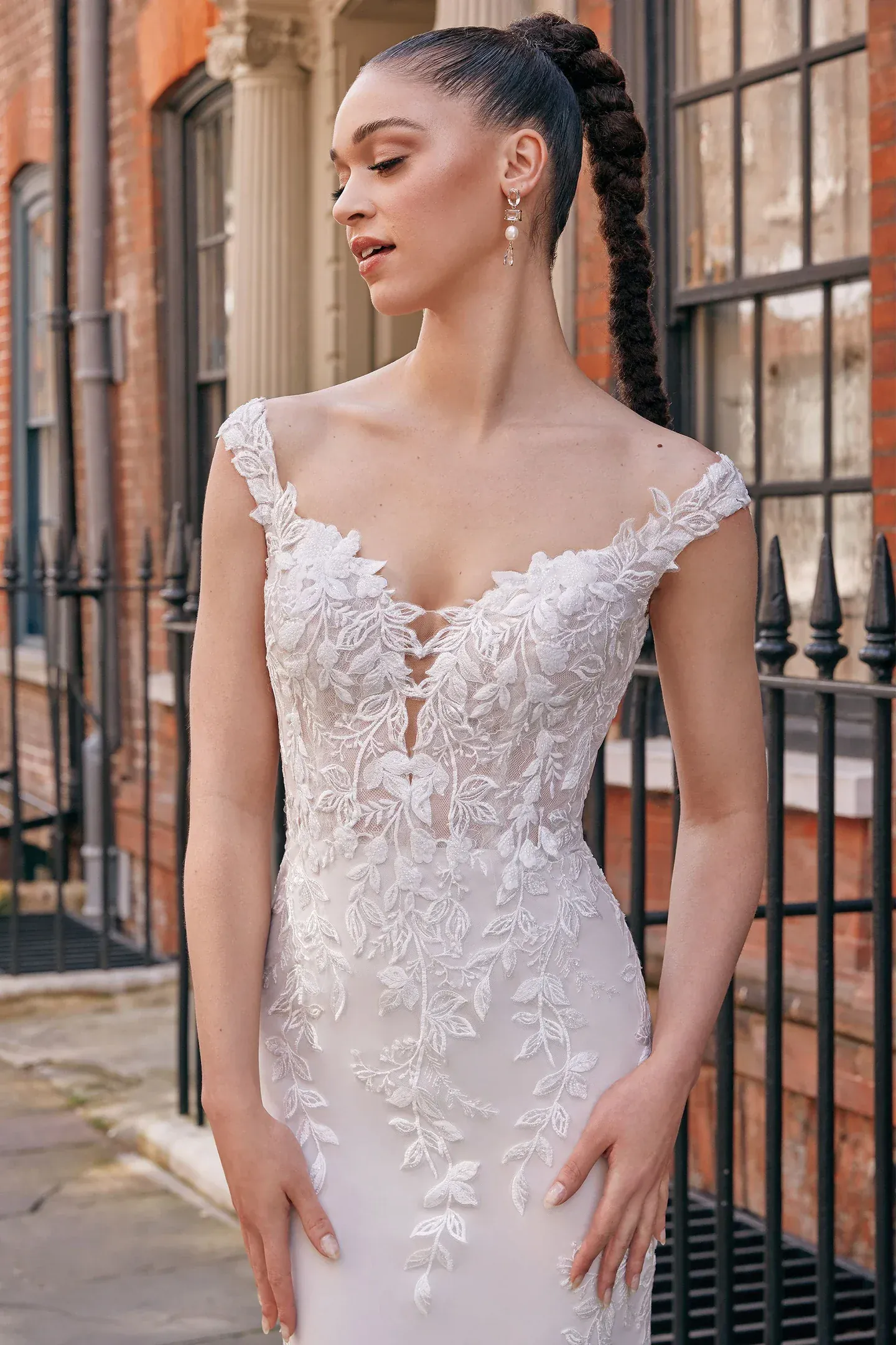 Adore By Justin Alexander Karleen - Size 20 - Image 3