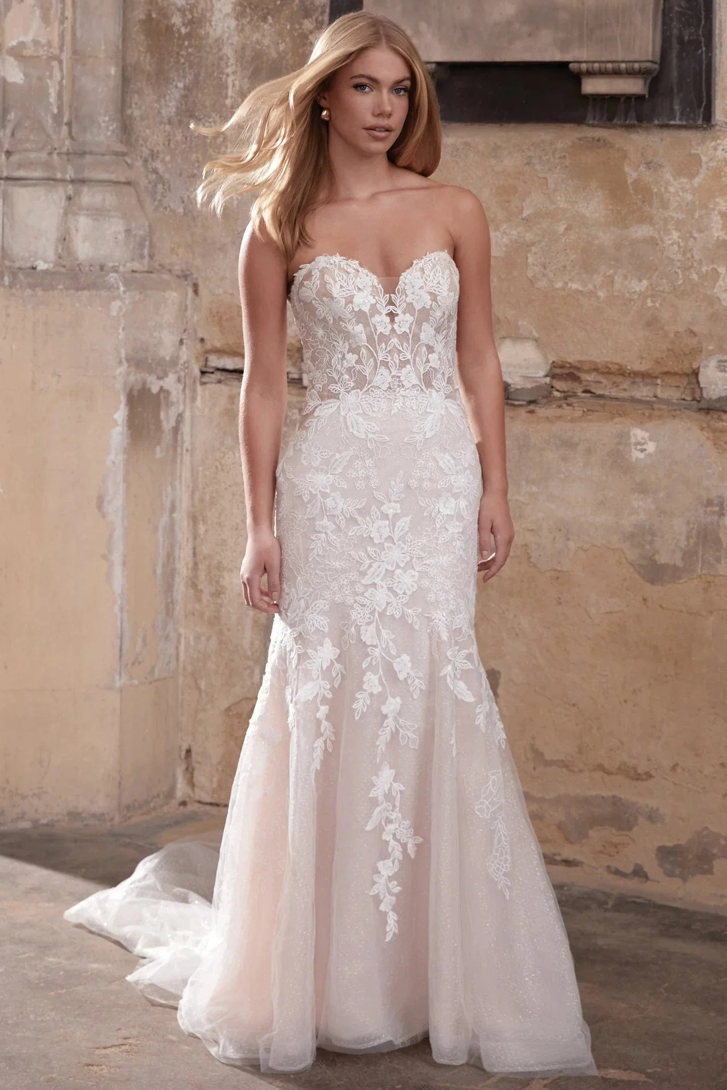 Adore by Justin Alexander Sawyer - Size 10