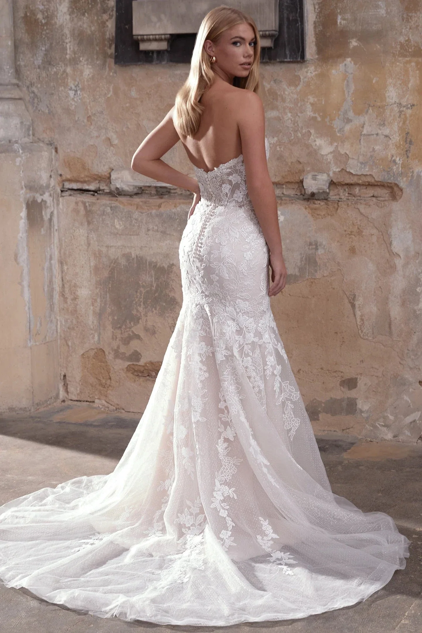 Adore by Justin Alexander Sawyer - Size 10 - Image 2