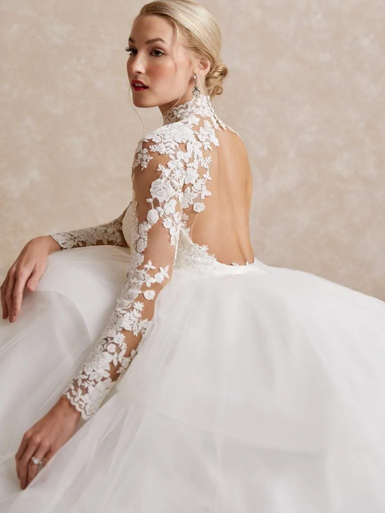 Adrianna Papell 31174 - Size 8 - Image 2