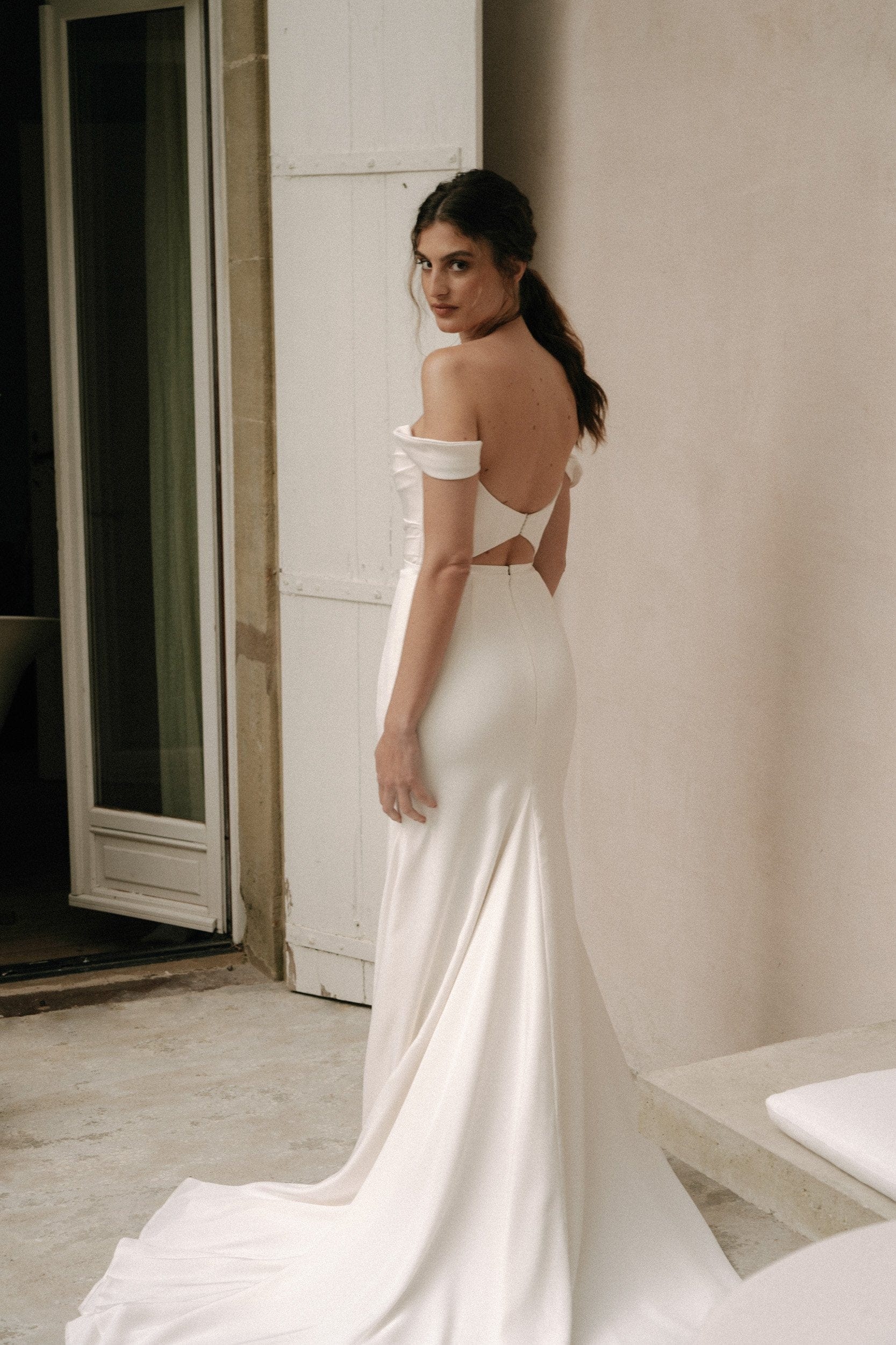 Alena Leena Kerria - Size 8 - Image 3