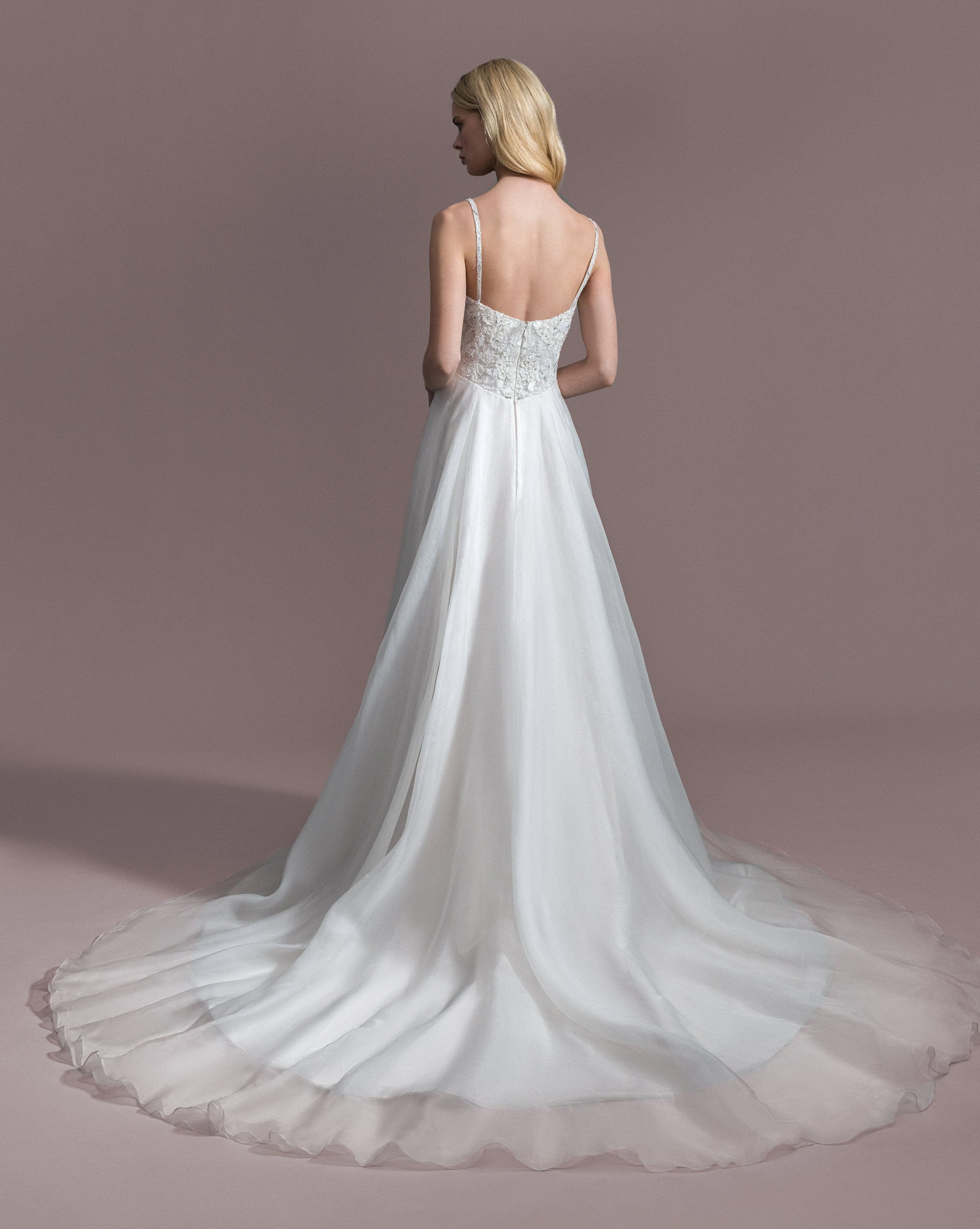 Allison Webb Everleigh - Size 10 - Image 2
