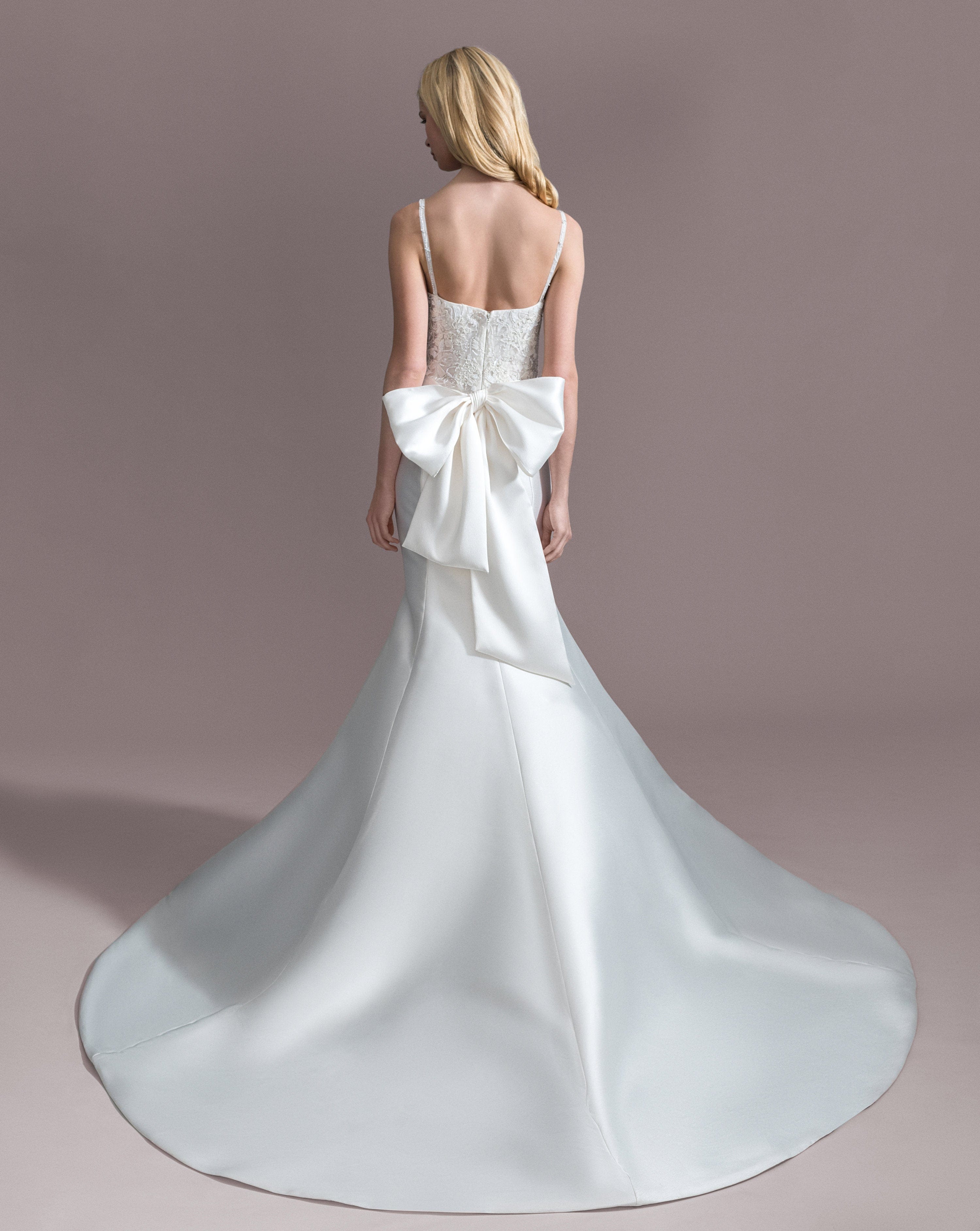Allison Webb Stockton - Size 10 - Image 2