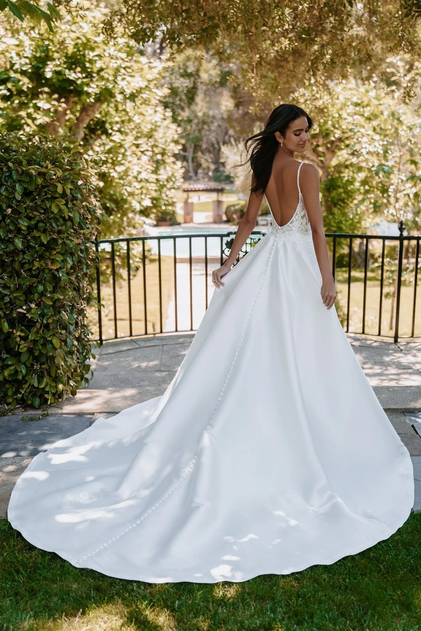 Allure 3511 - Size 10 - Image 2