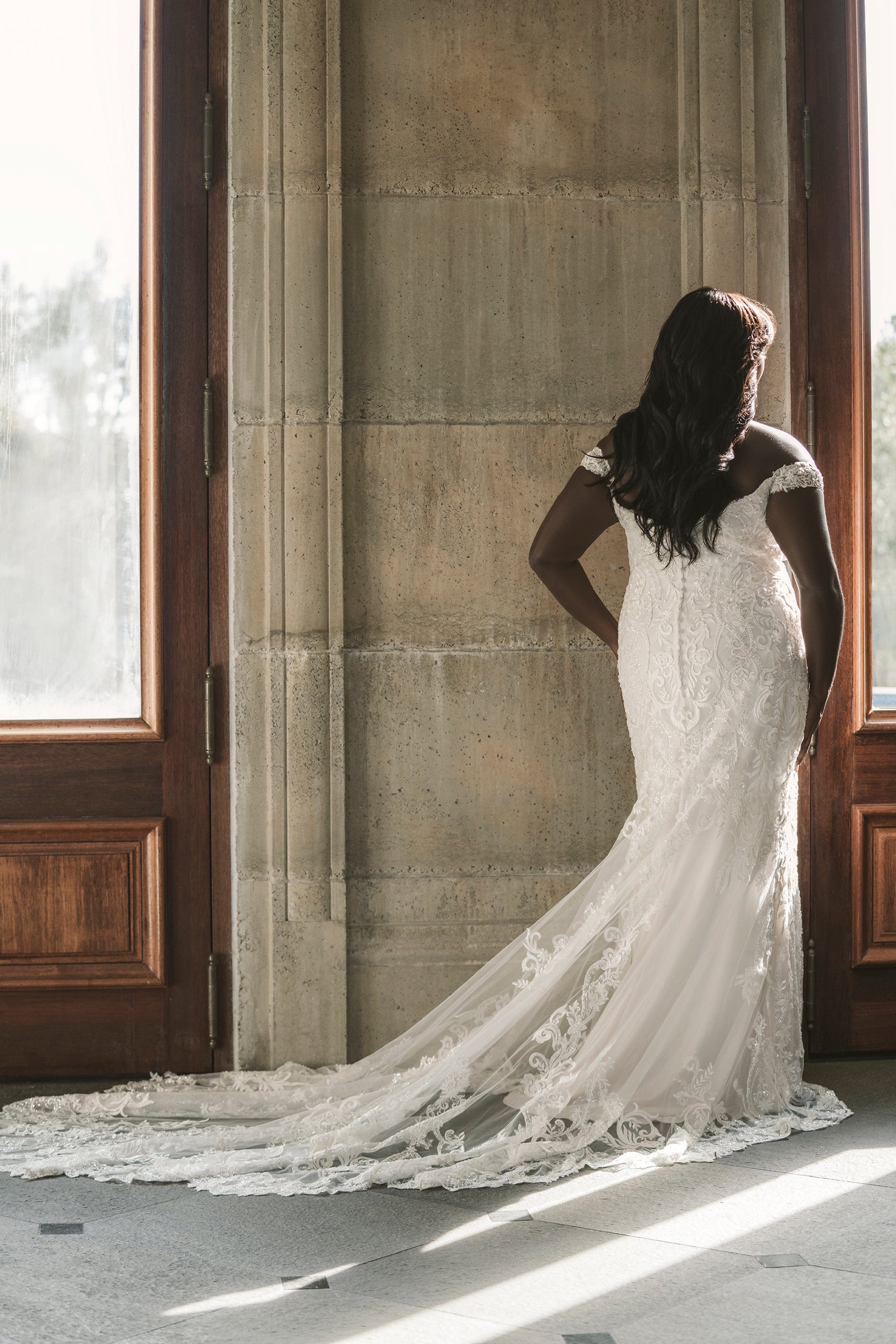 Allure C685L - Size 18 - Image 2