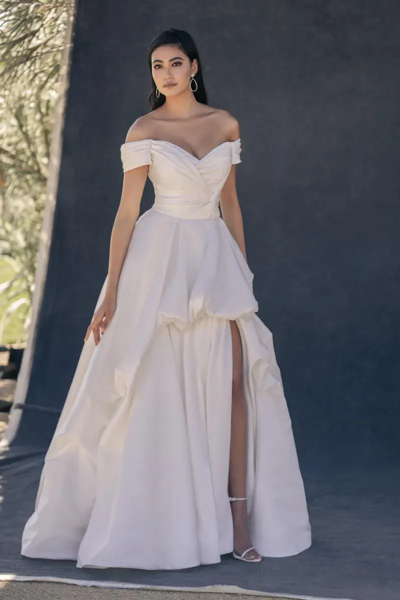 Allure C733 - Size 14