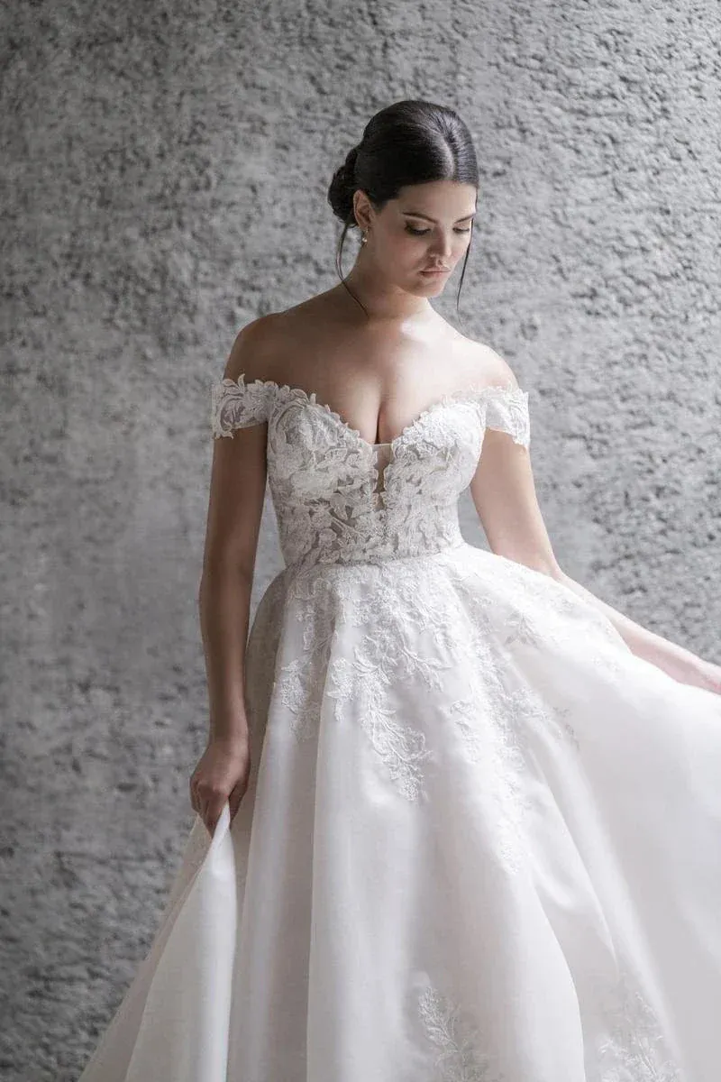 Allure Couture C687 - Size 18 - Image 3