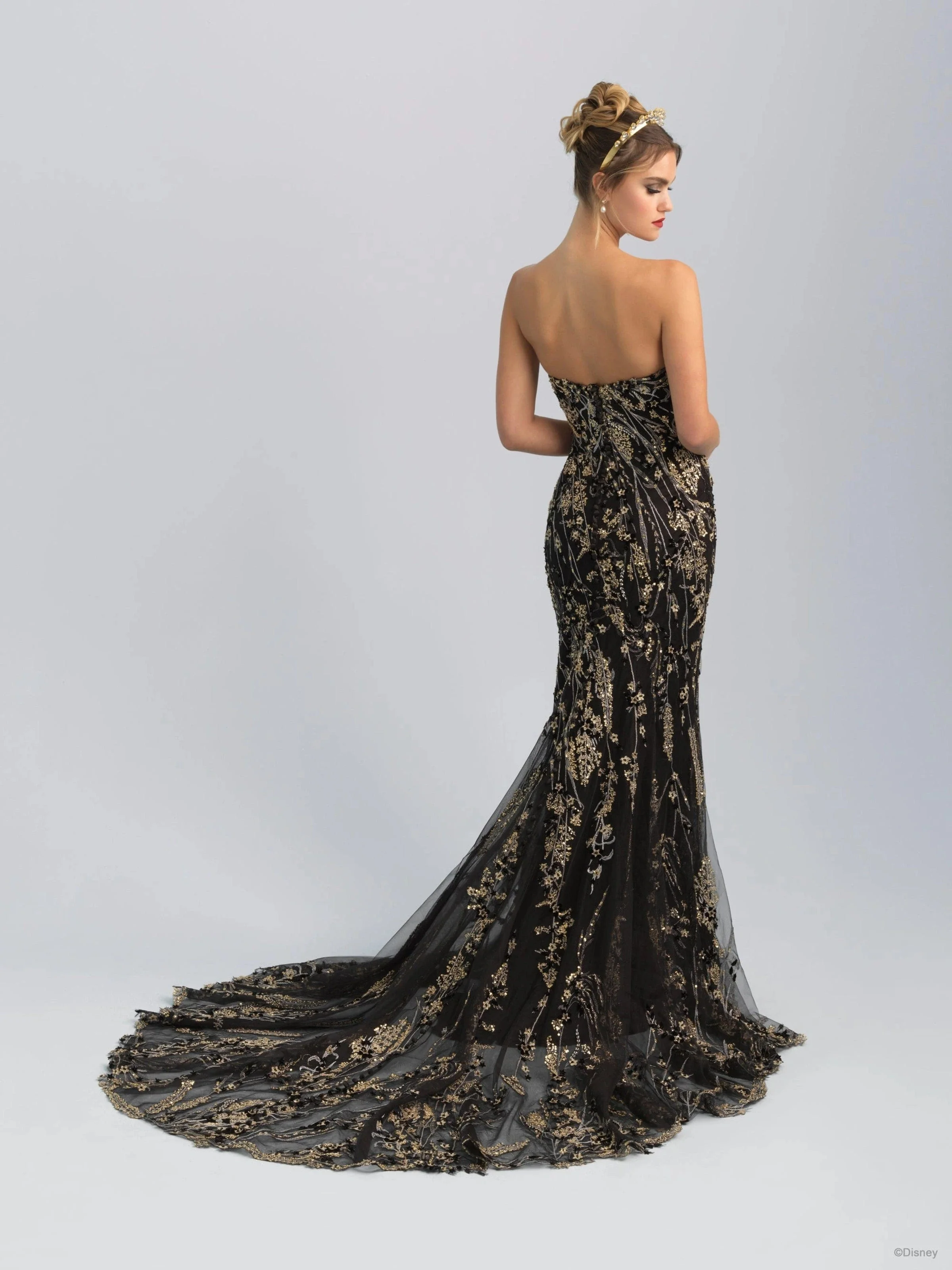 Allure DVL17 + Cape - Size 22 - Image 4