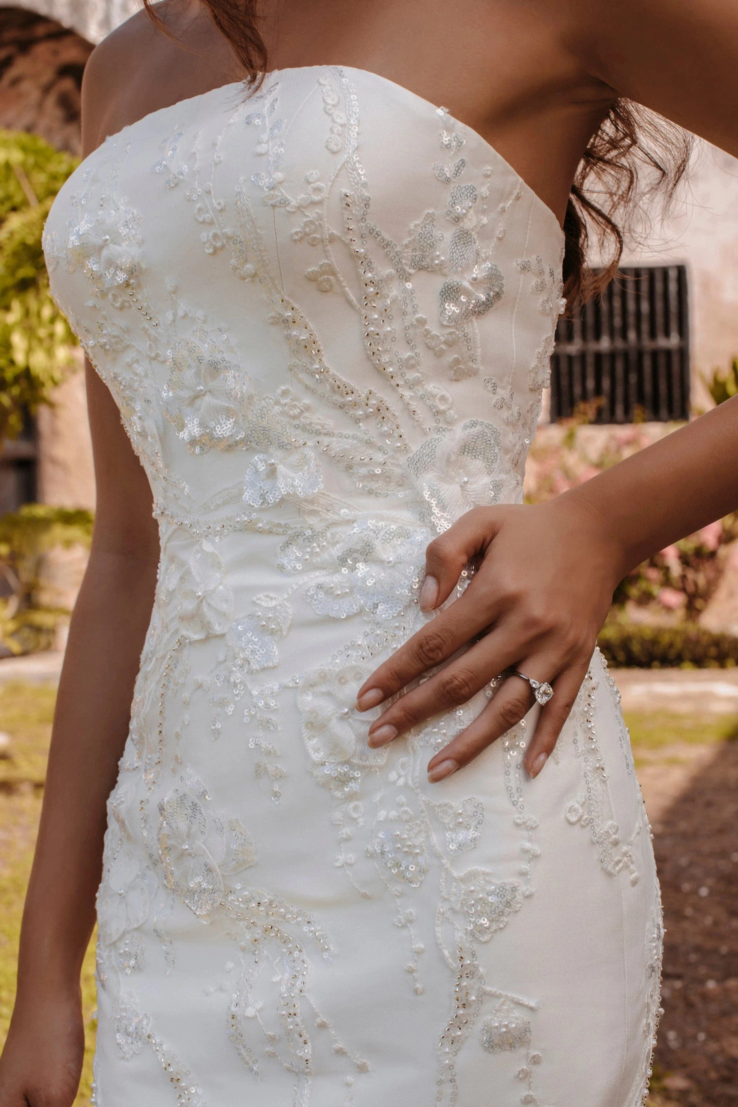 Allure E362 - Size 16 - Image 3