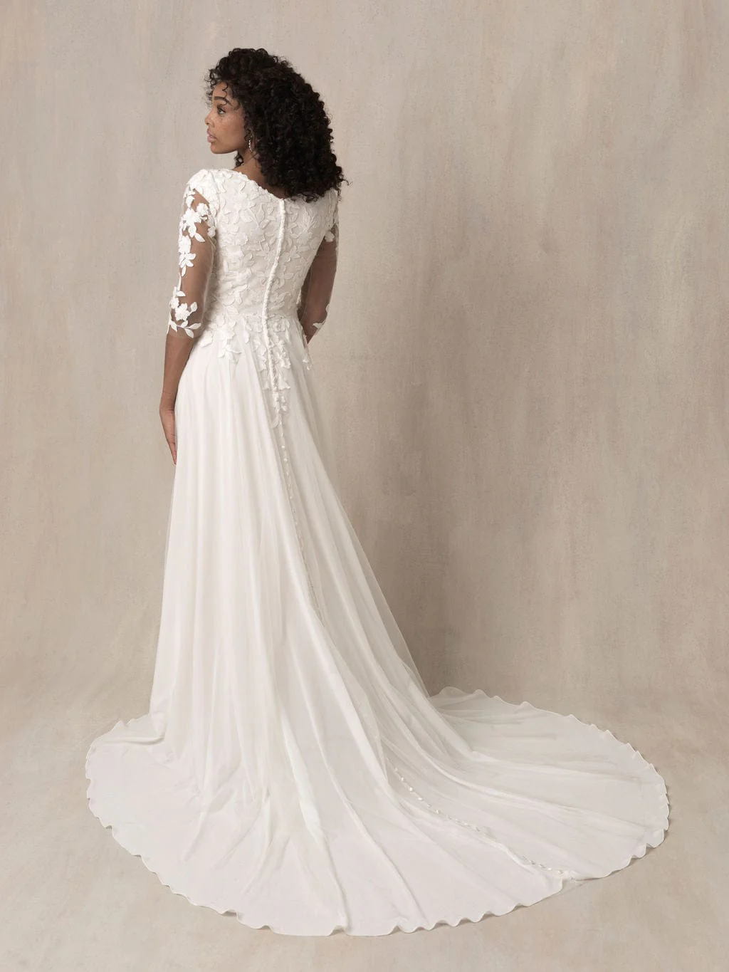 Allure M675 - Size 22 - Image 2