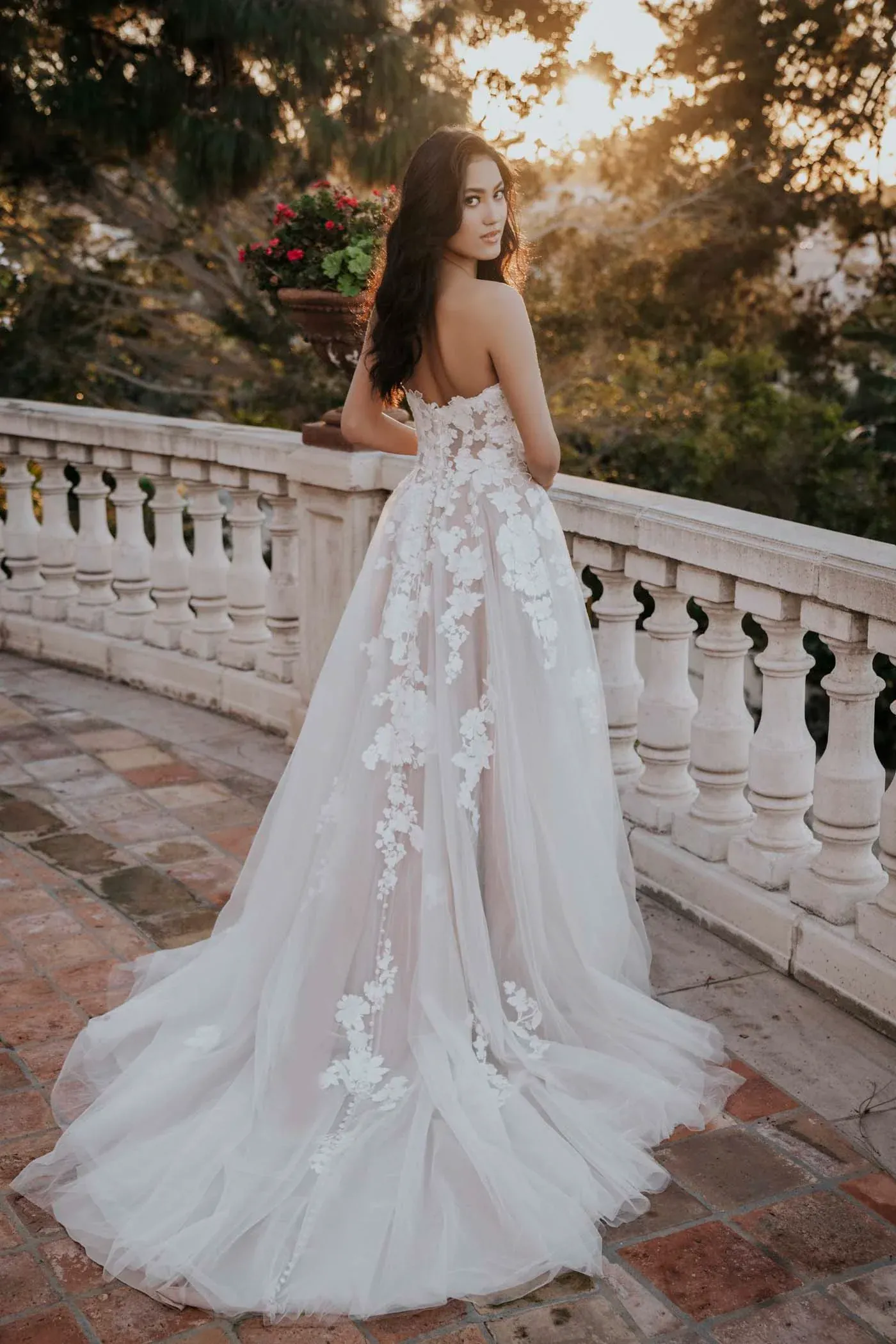 Allure Romance R3650 - Size 14 - Image 2