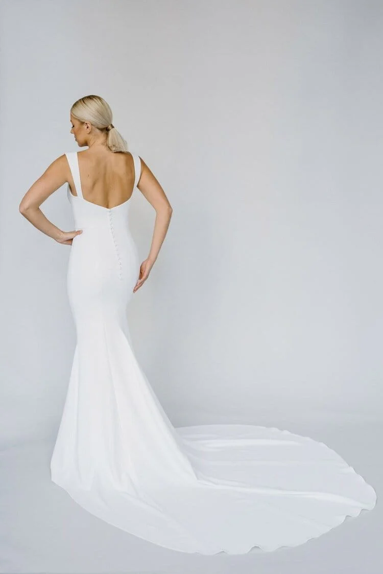 Alyssa Kristin Amara - Size 12 - Image 2