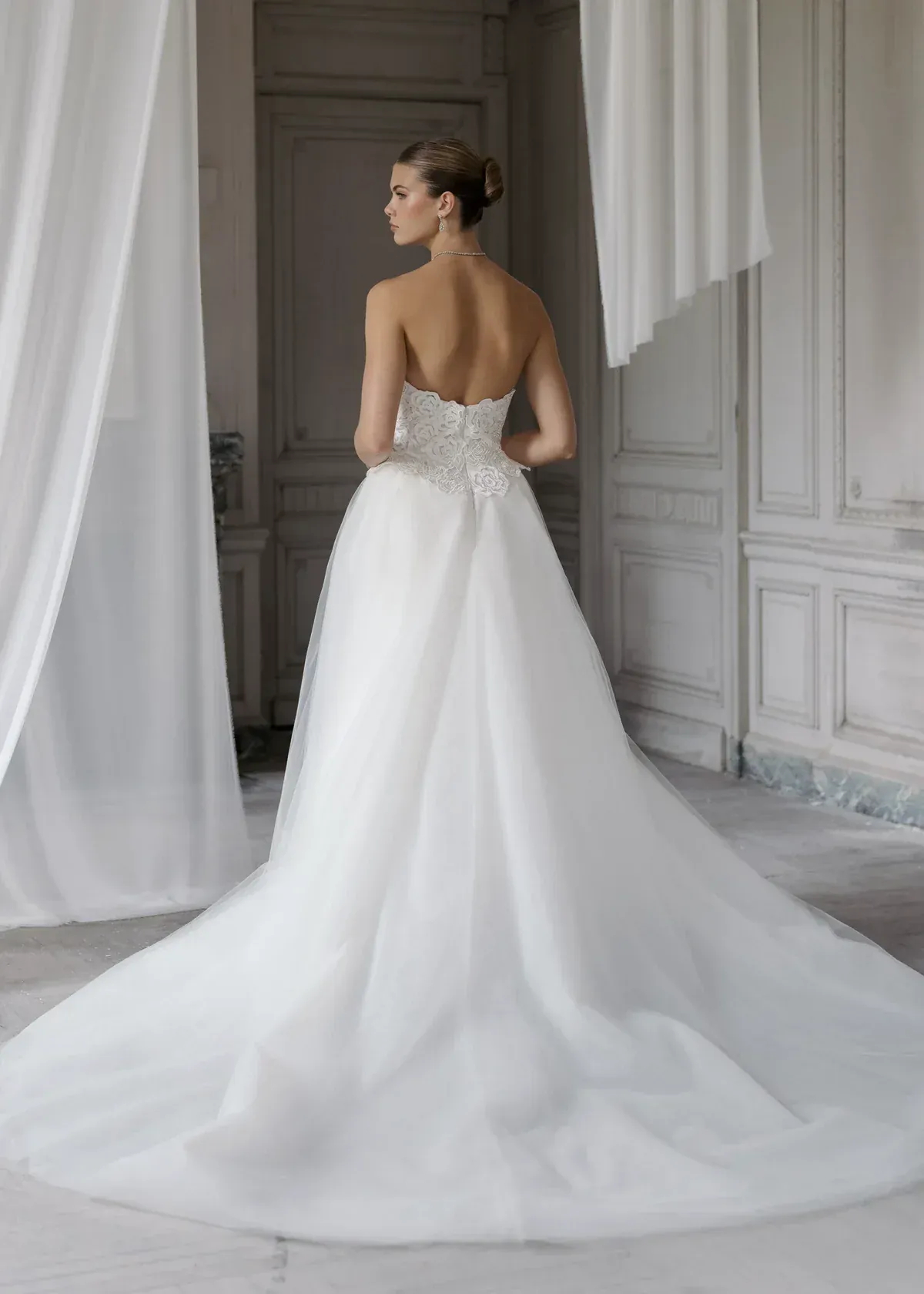 Anne Barge McKinley - Size 10 - Image 3