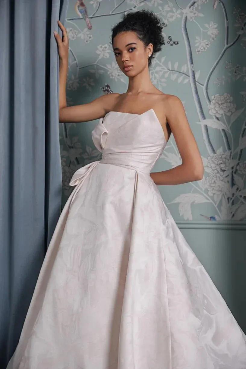 Anne Barge Montecito - Size 10 - Image 3