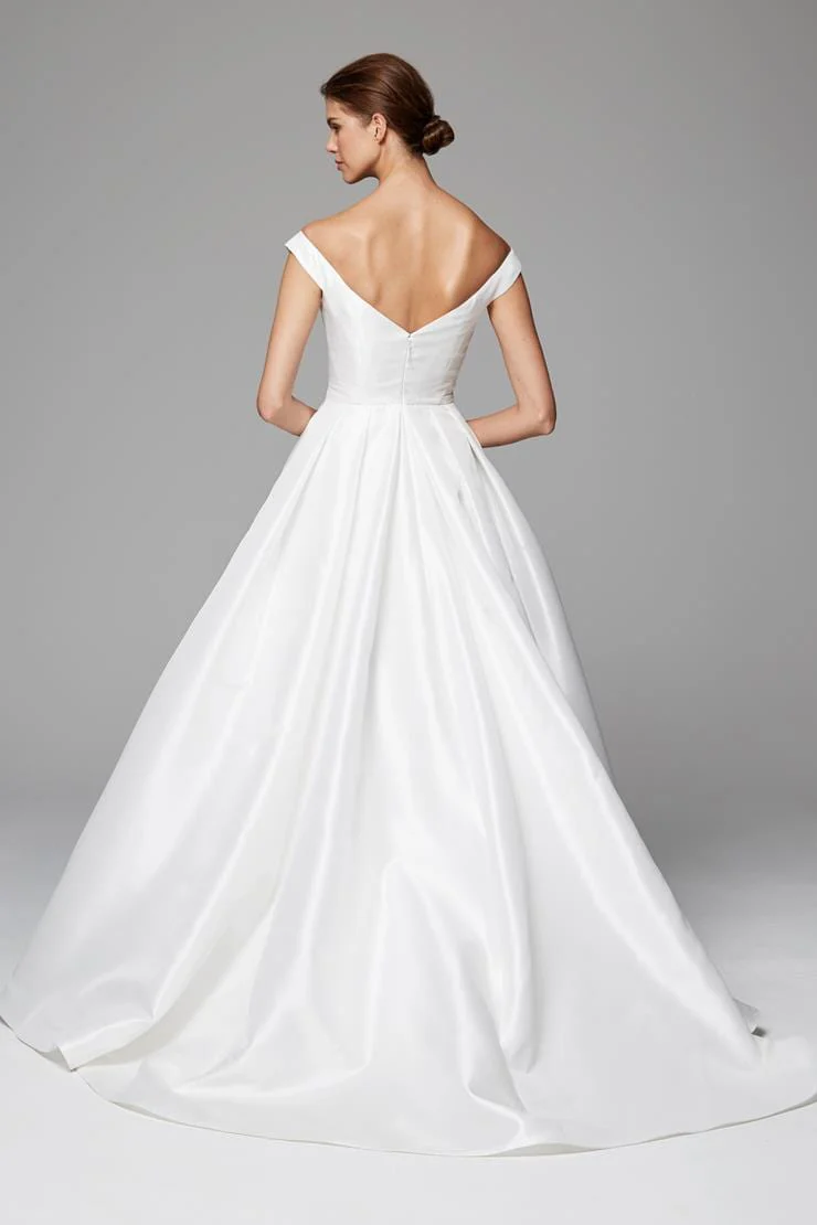 Anne Barge Sloane - Size 10 - Image 2