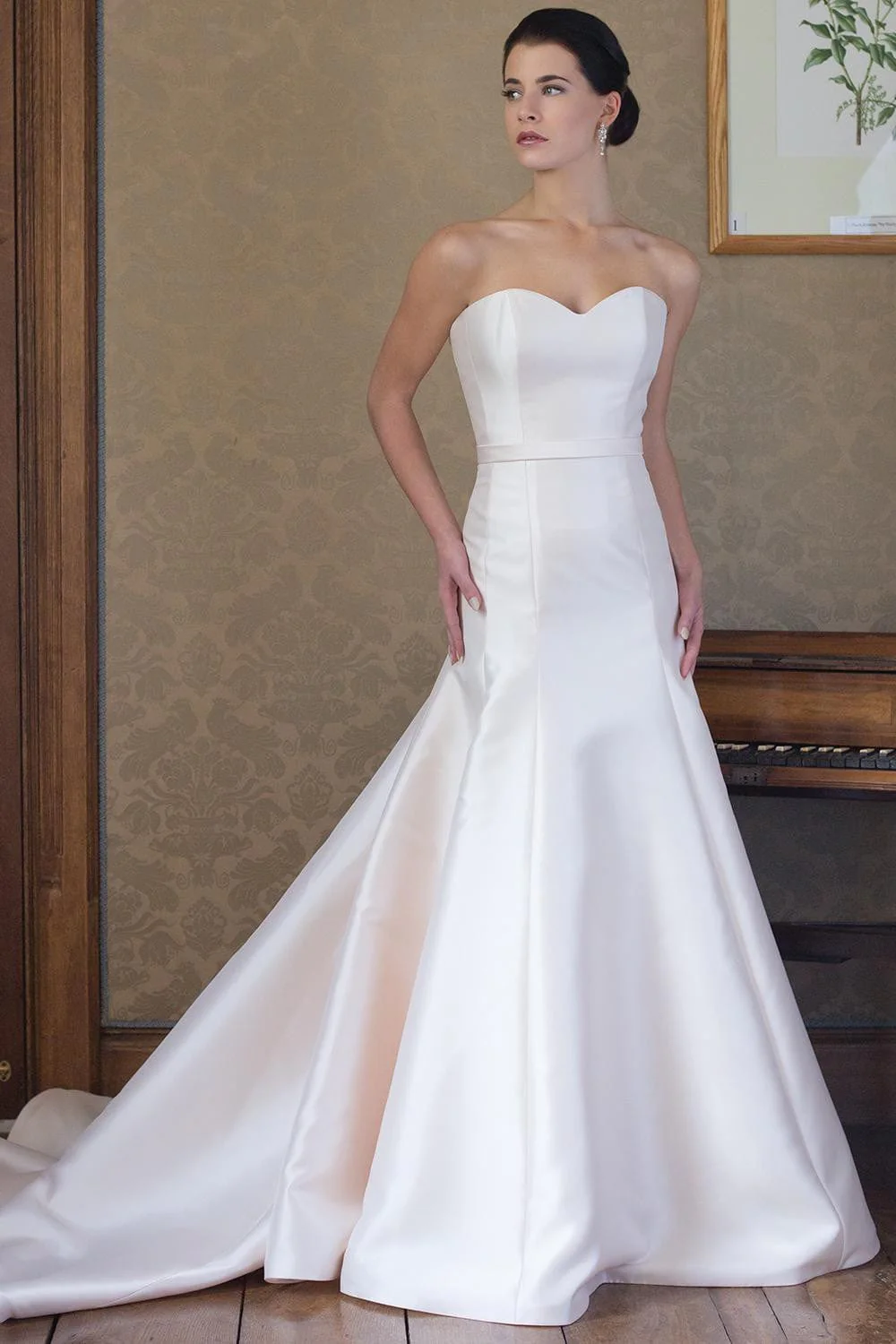 Augusta Jones Rebecca - Size 8