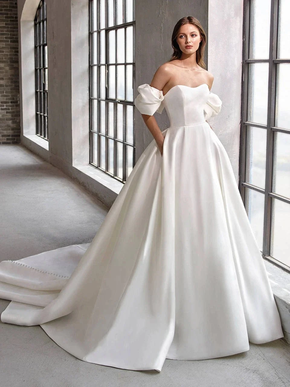 Badgley Mischka Frankie - Size 14