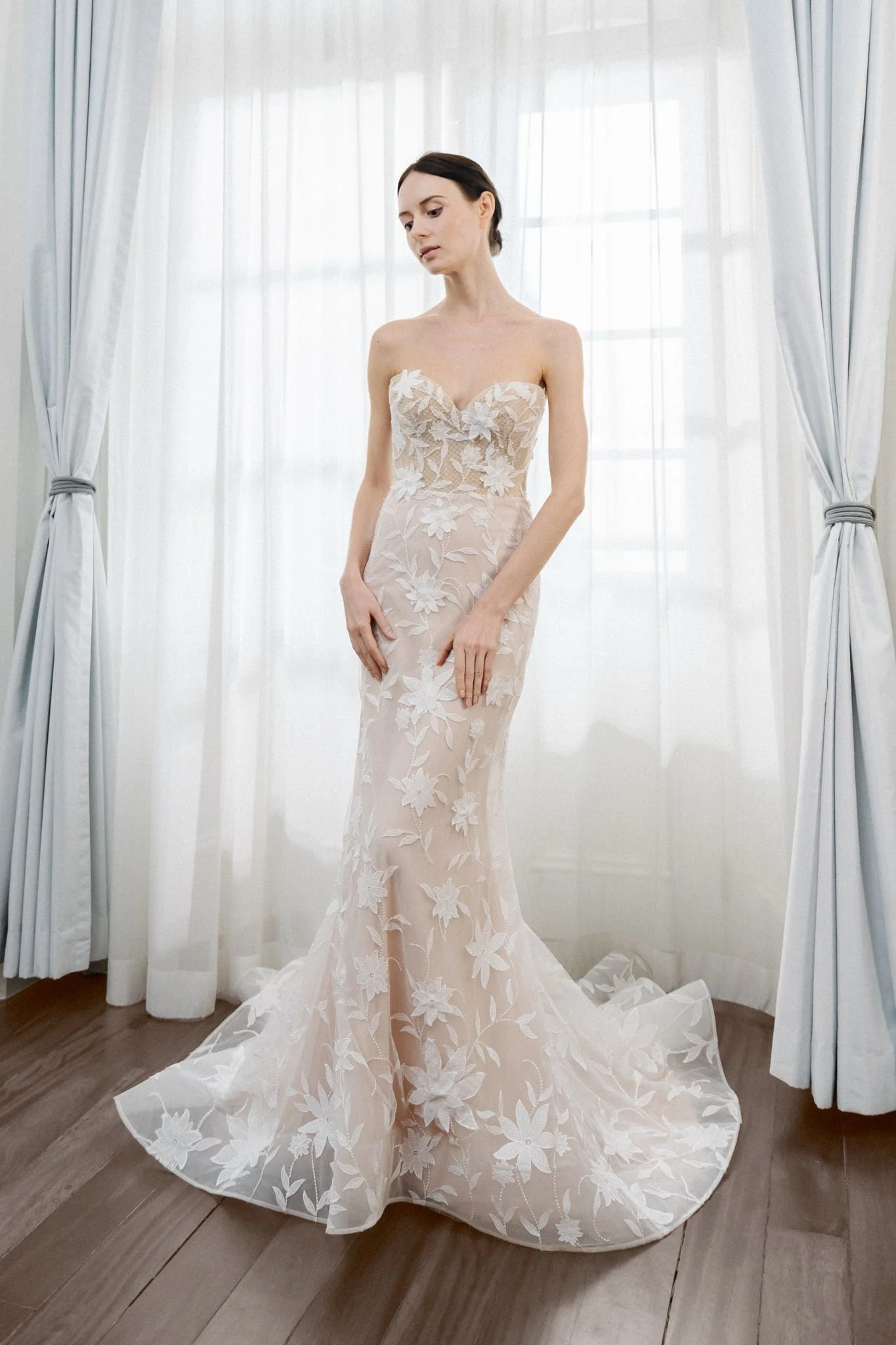 Beccar Gabriella + Overskirt - Size 12 - Image 2