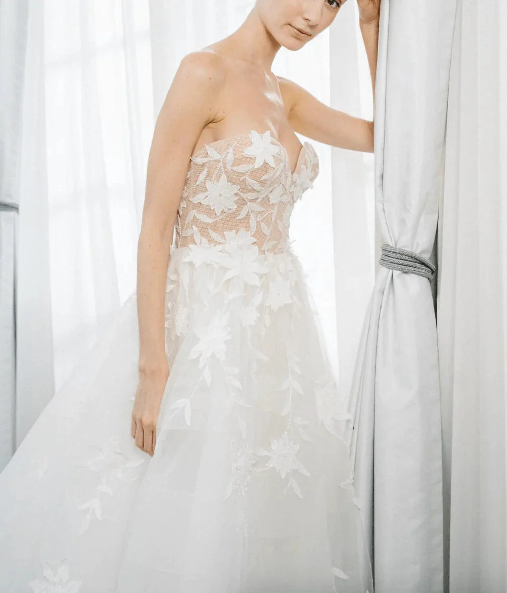 Beccar Gabriella + Overskirt - Size 12 - Image 4