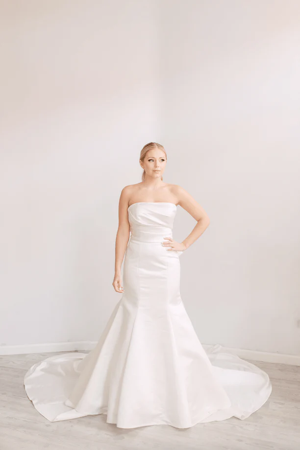Bliss by Monique Lhuillier BL19201 - Size 4 - Image 2