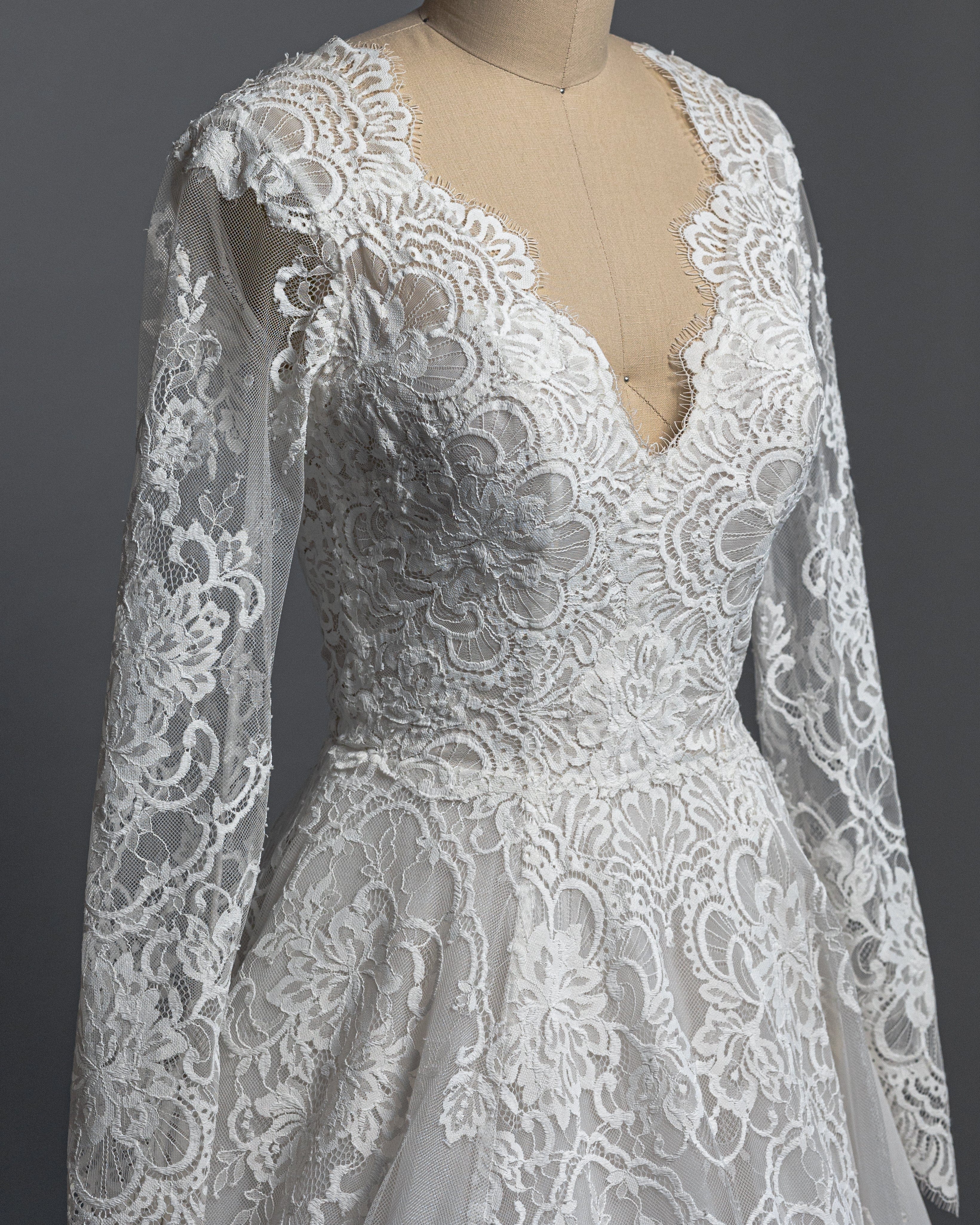 Calla Blanche Raven - Size 8 - Image 6