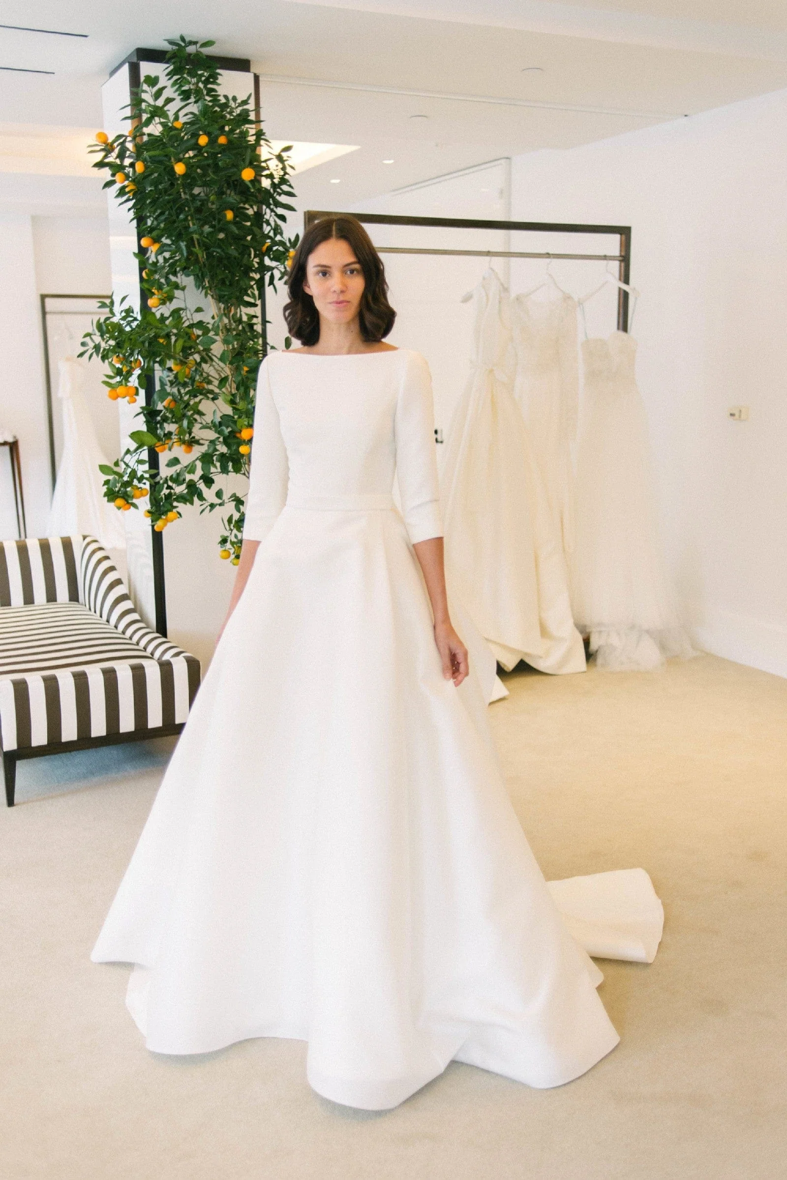 Carolina Herrera Laurel - Size 12
