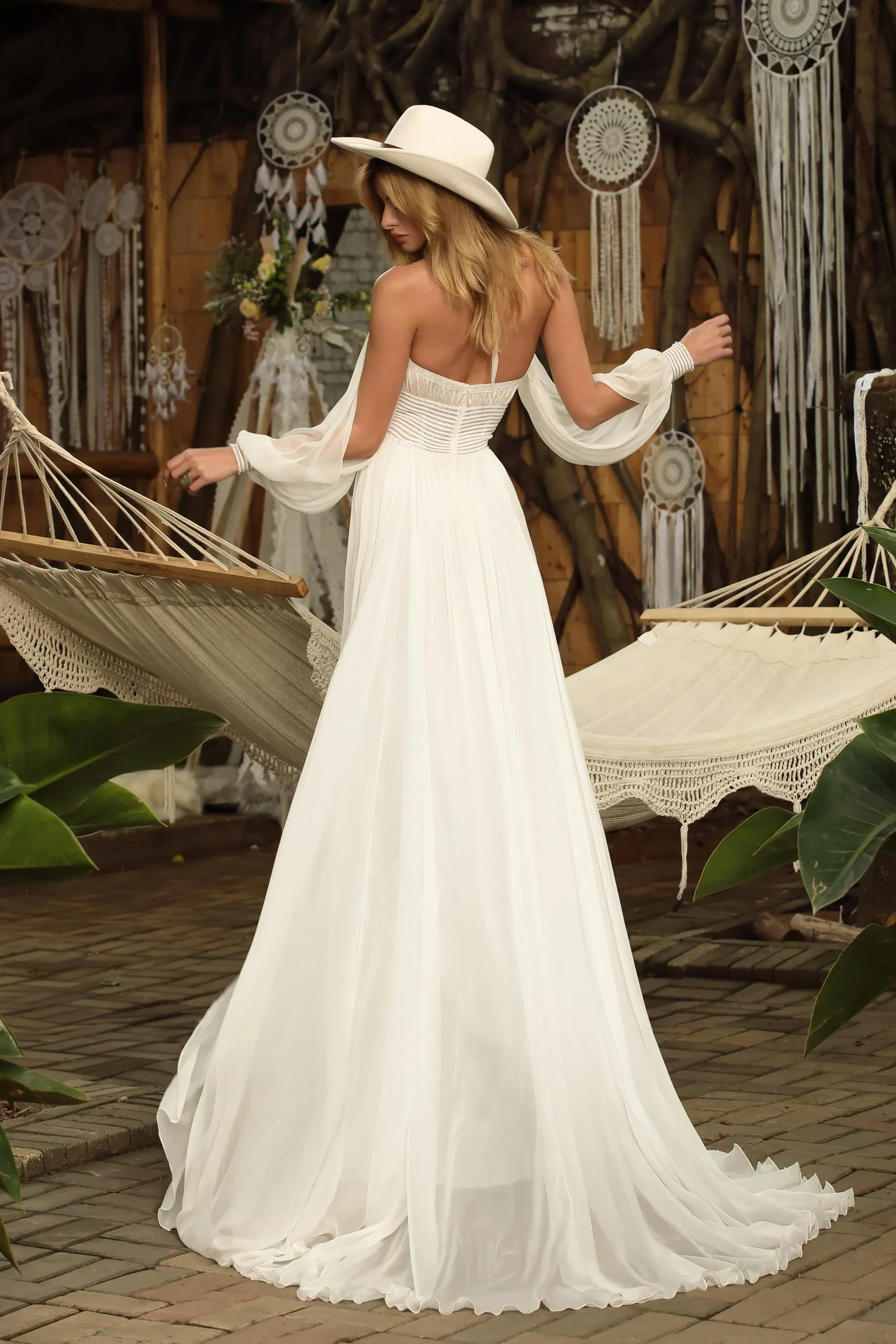 Chic Nostalgia Dylan - Size 10 - Image 2