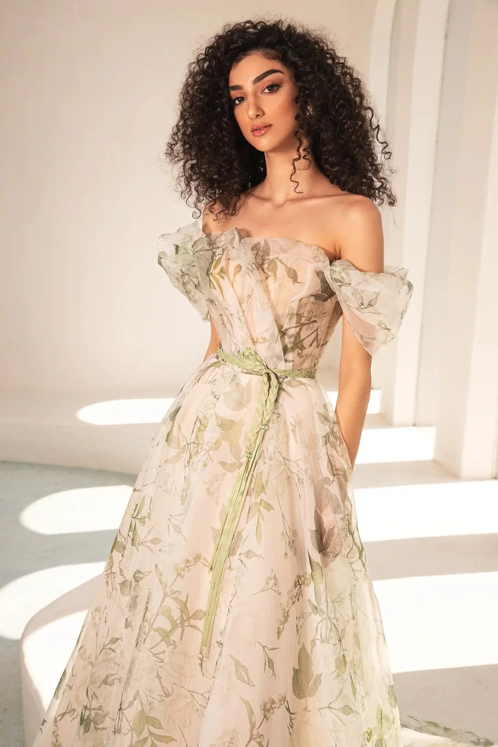 Chic Nostalgia Vanna - Size 12 - Image 3