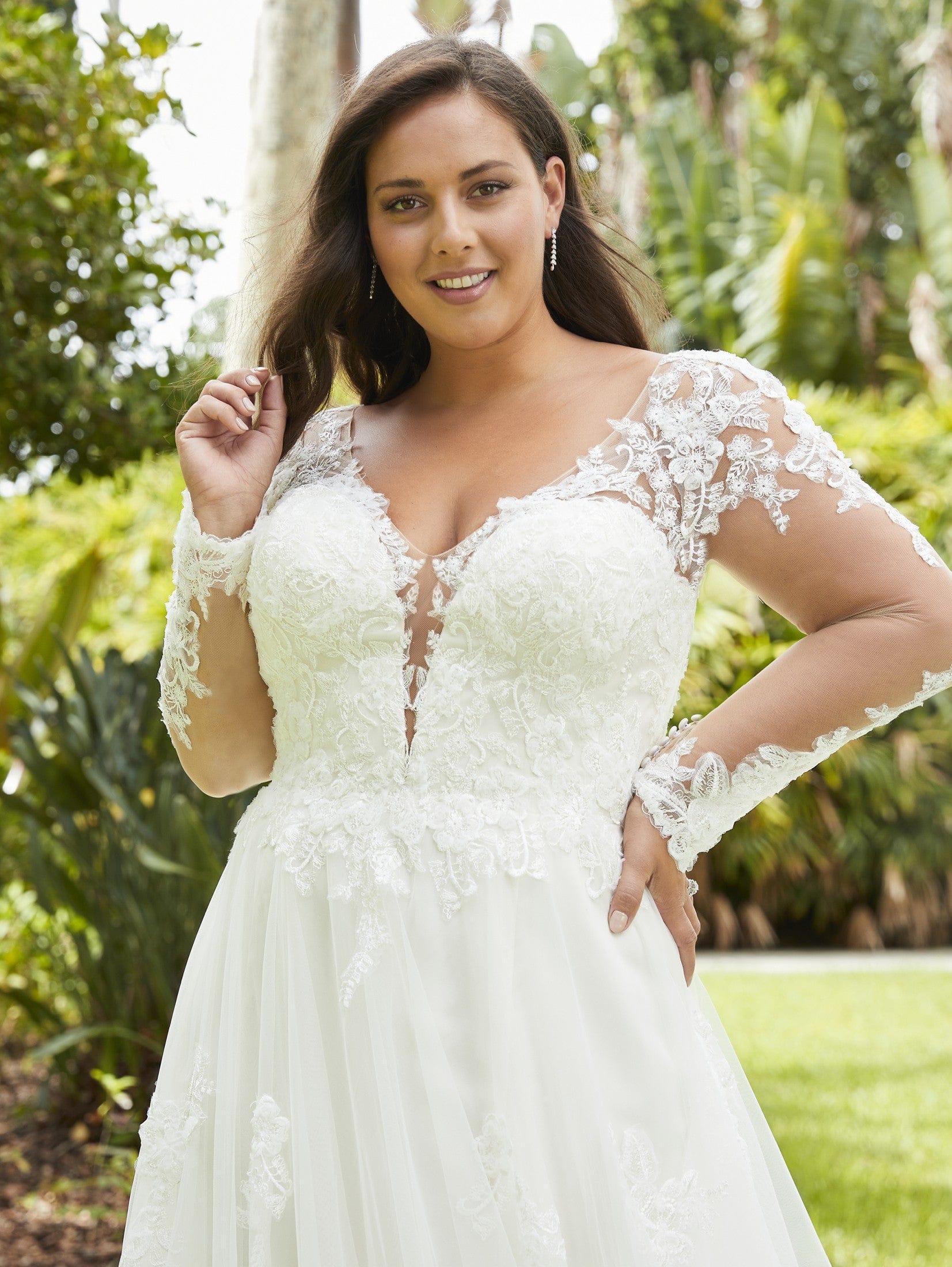Christina Wu Love 29396 - Size 26 - Image 3