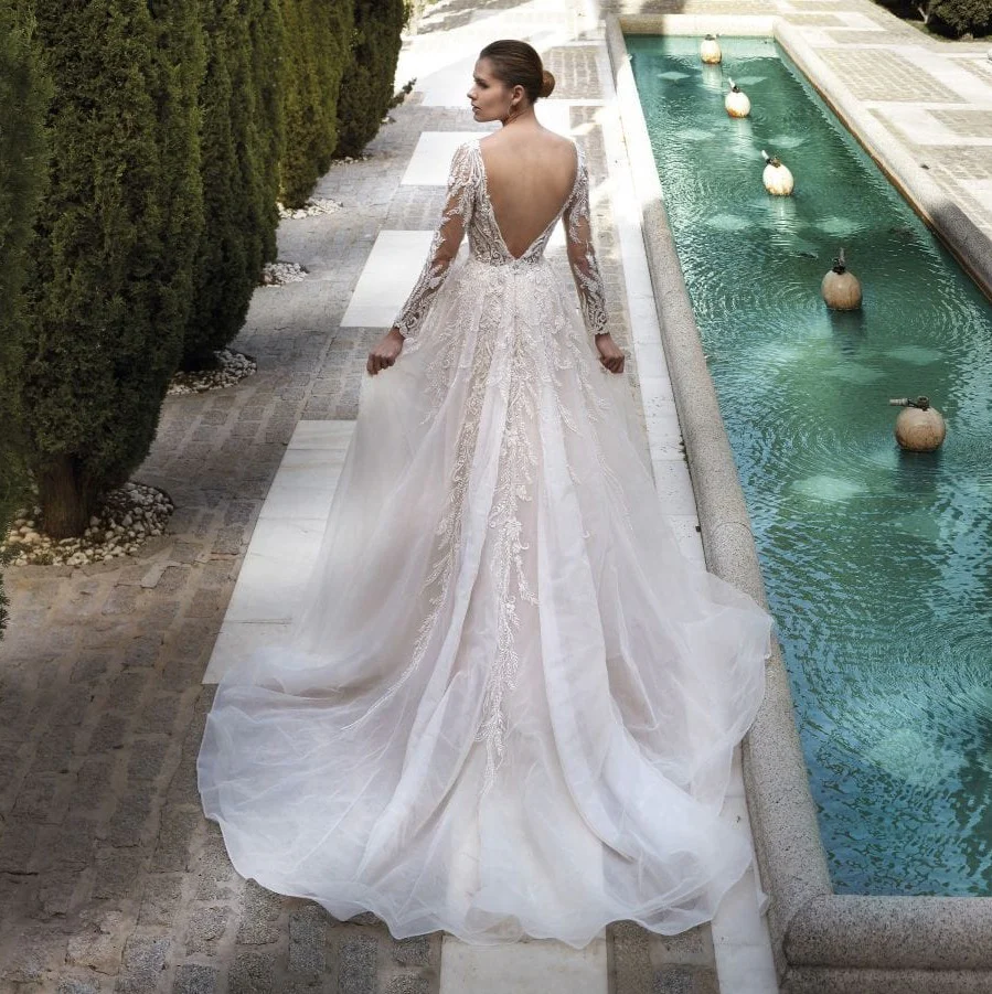 Demetrios 1193 - Size 22 - Image 2