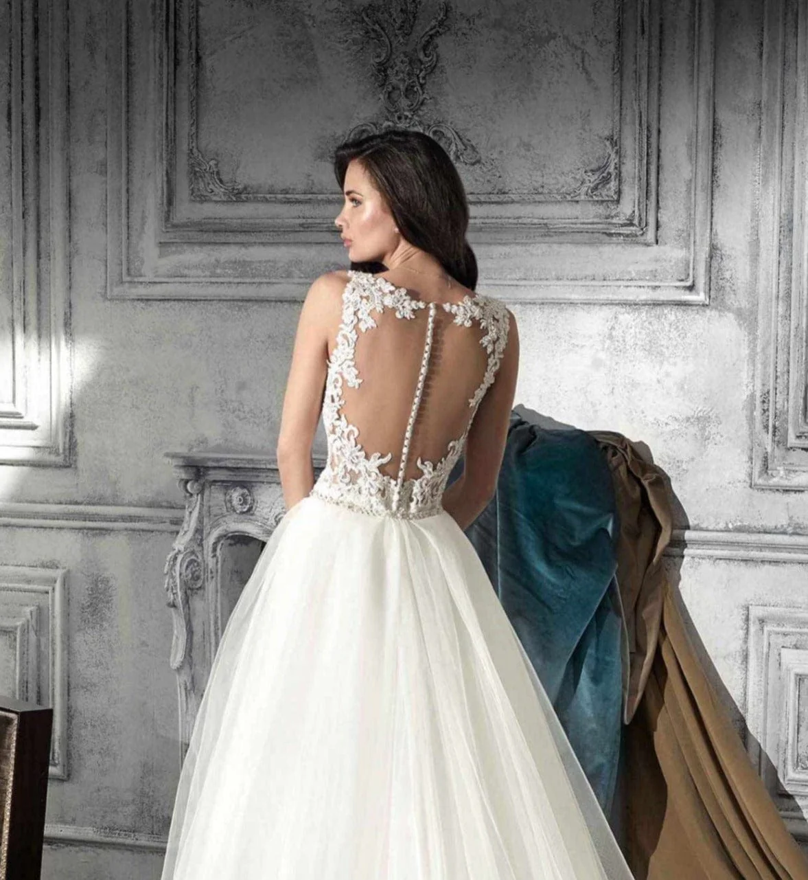 Demetrios 752 - Size 10 - Image 2