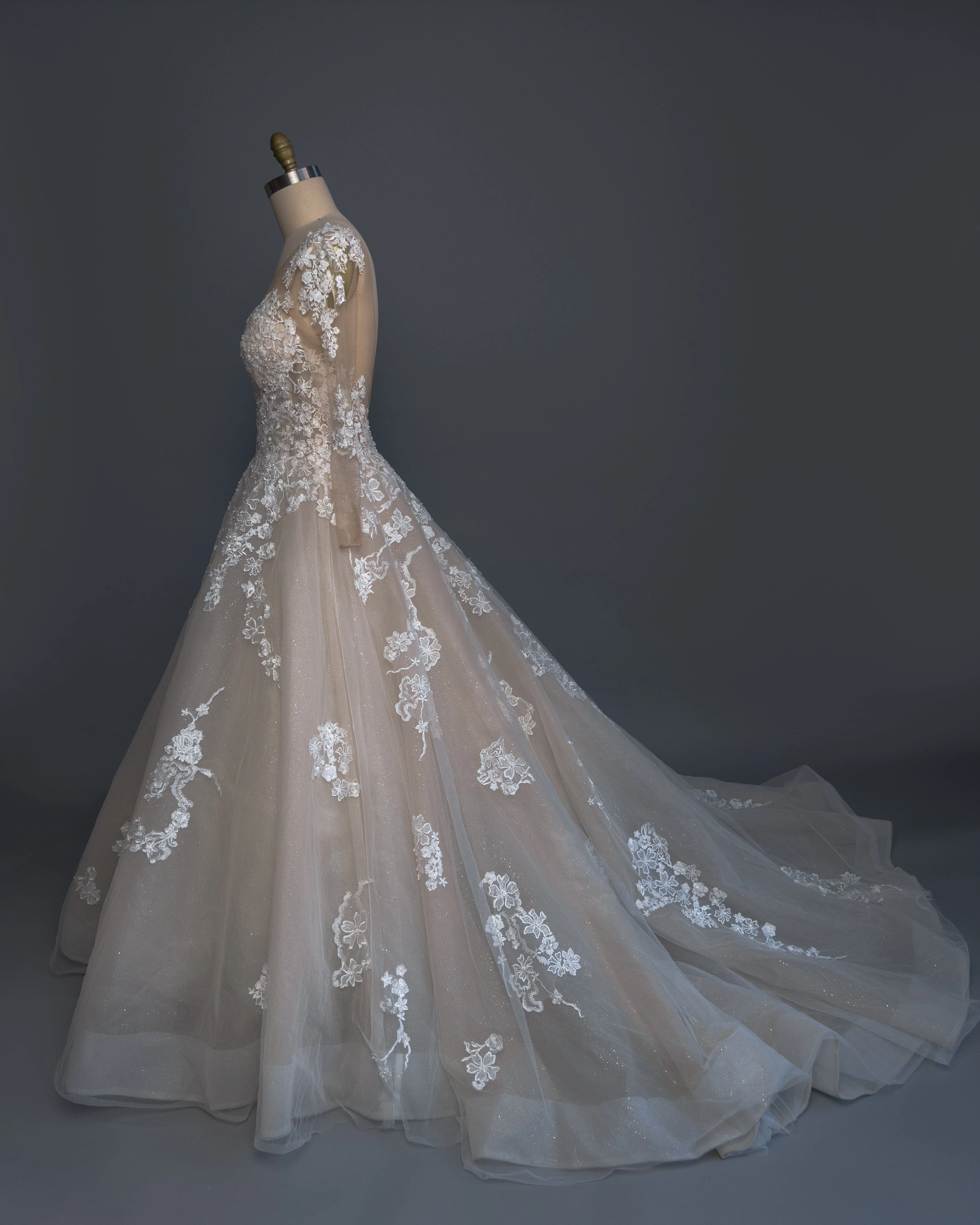 Demetrios 843 - Size 16 - Image 5
