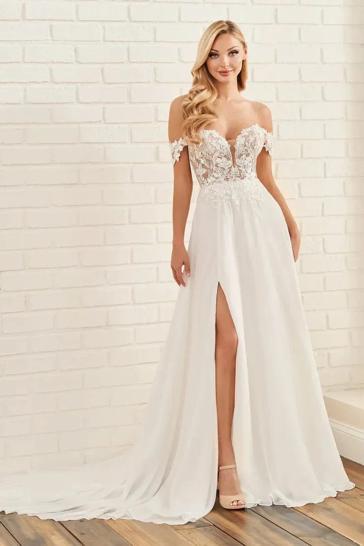 Enchanting by Mon Cheri E511 - Size 14