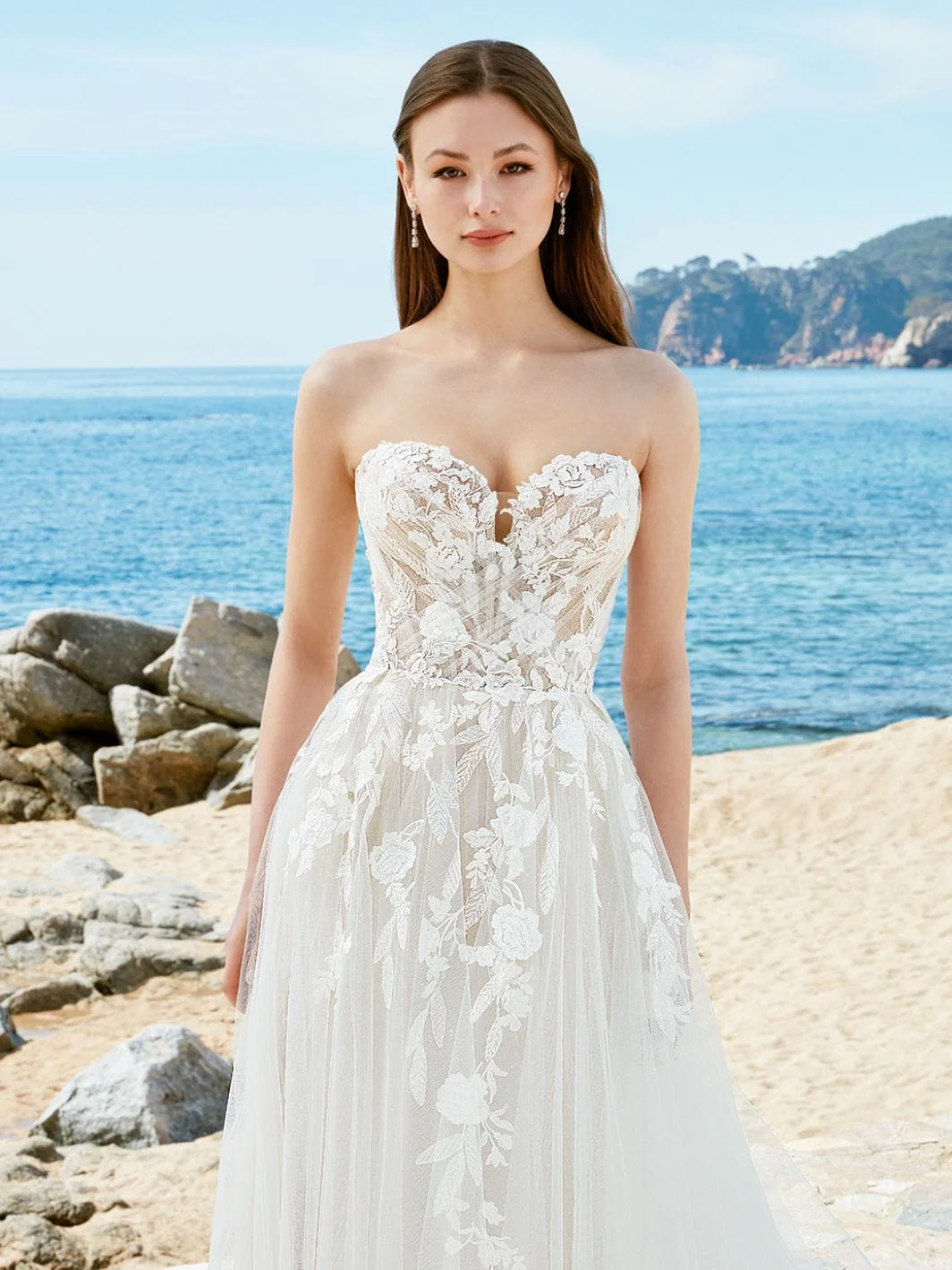Enzoani Aisha - Size 16 - Image 3