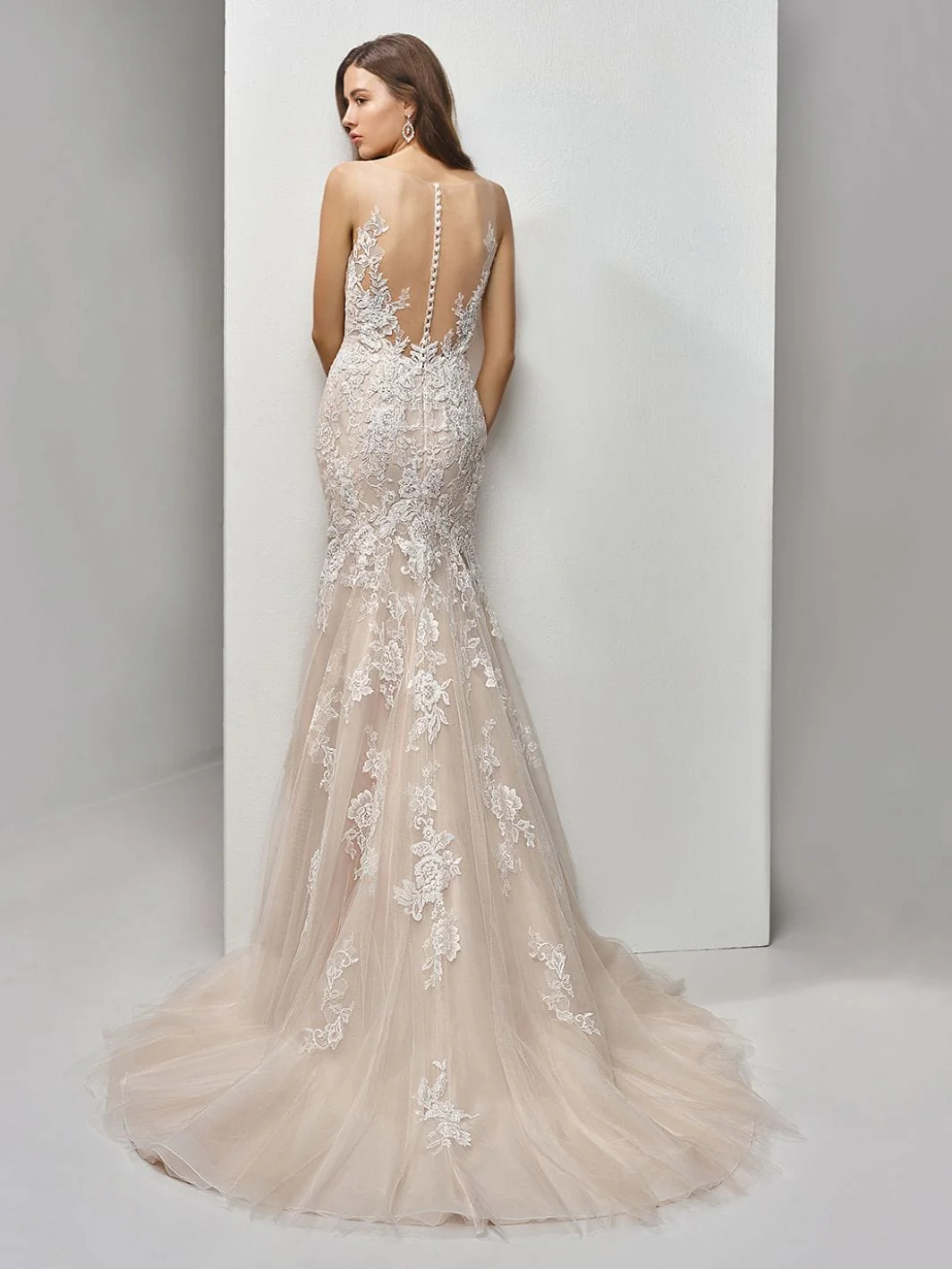 Enzoani BT19-14 - Size 16 - Image 2