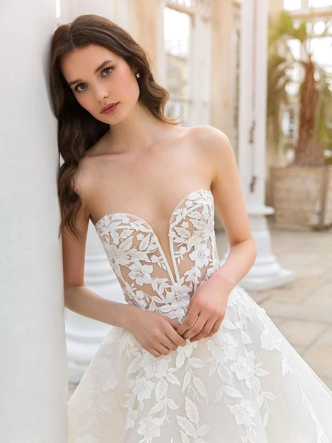 Enzoani Shiloh - Size 8 - Image 3