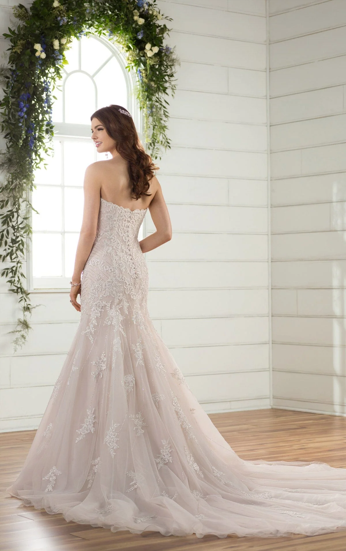 Essense of Australia D2308 - Size 12 - Image 2