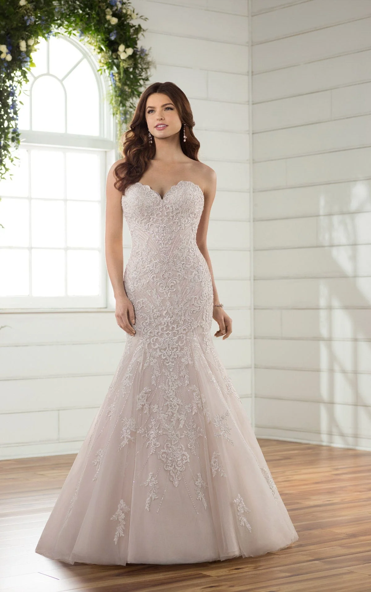 Essense of Australia D2308 - Size 12 - Image 3