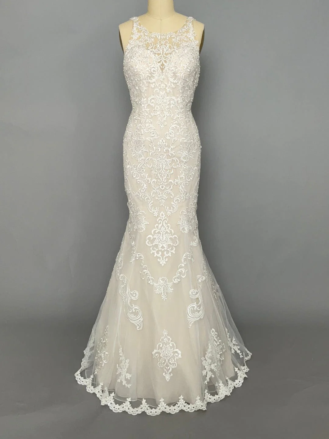 Essense of Australia D2534 - Size 12 - Image 3
