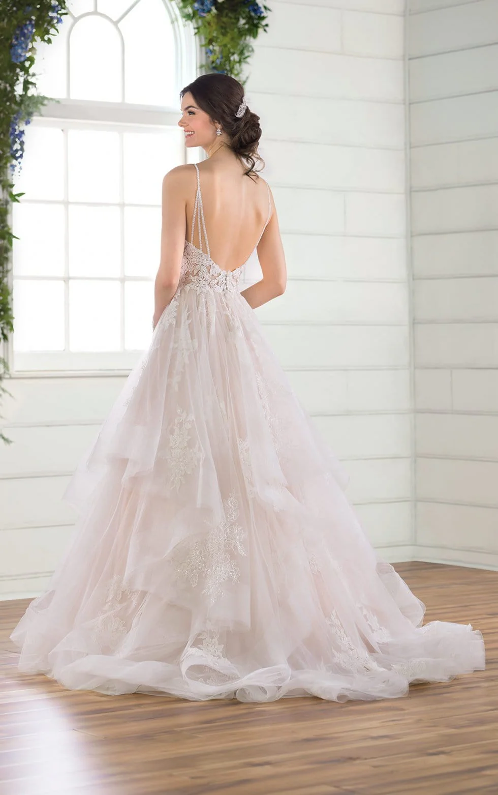Essense of Australia D2893 - Size 12 - Image 2