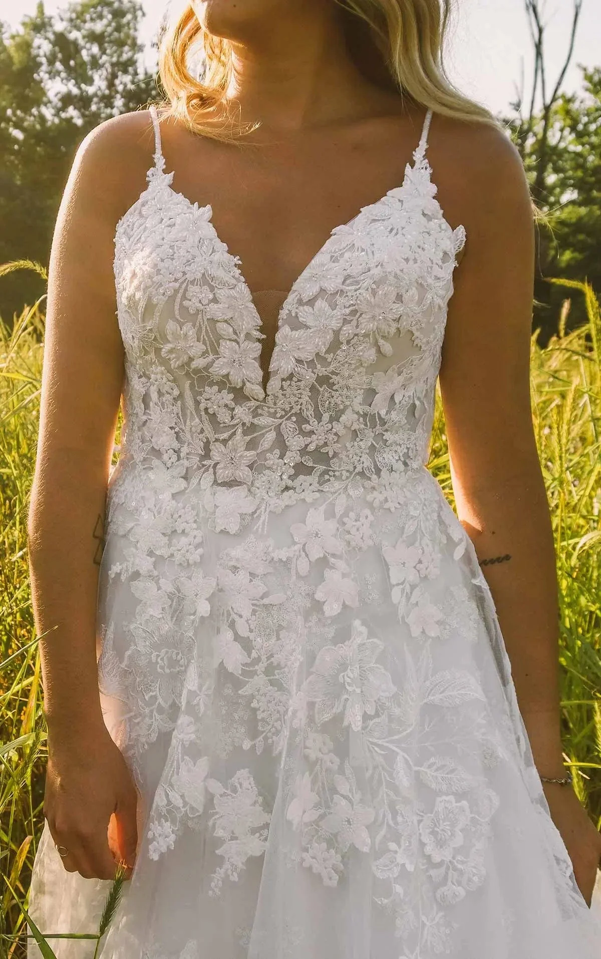 Essense of Australia D3157 - Size 20 - Image 3