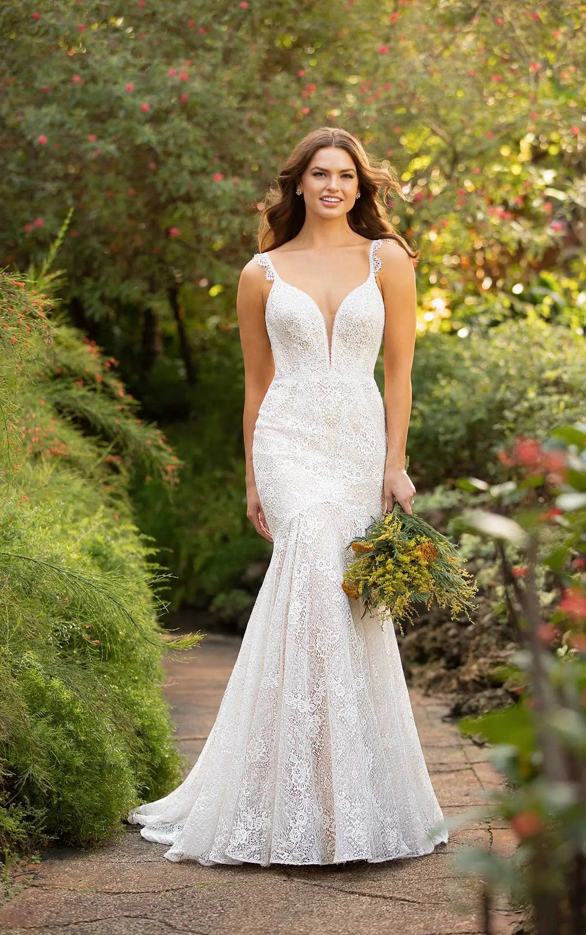Essense of Australia D3197 - Size 10