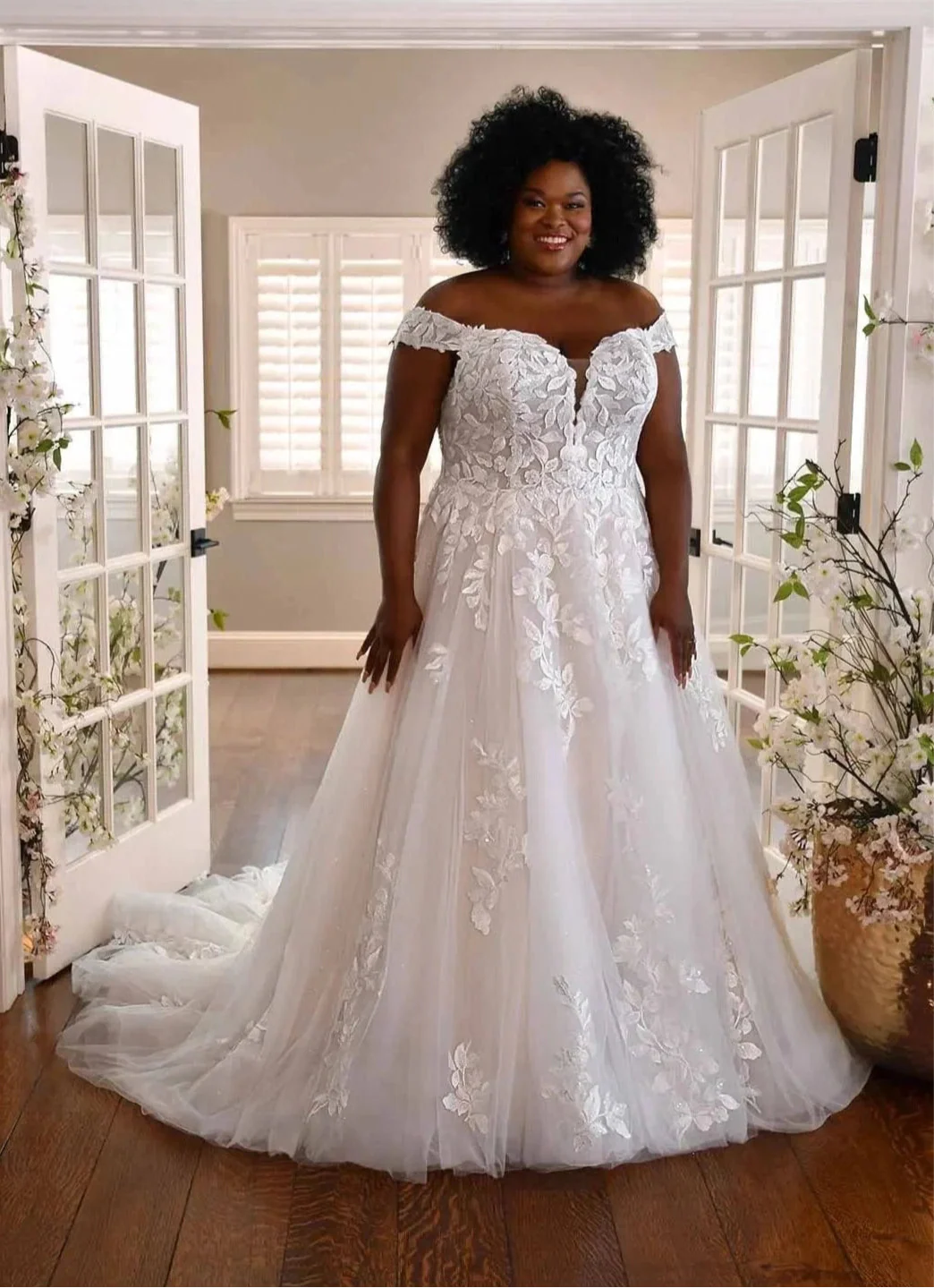 Essense of Australia D3314 - Size 24