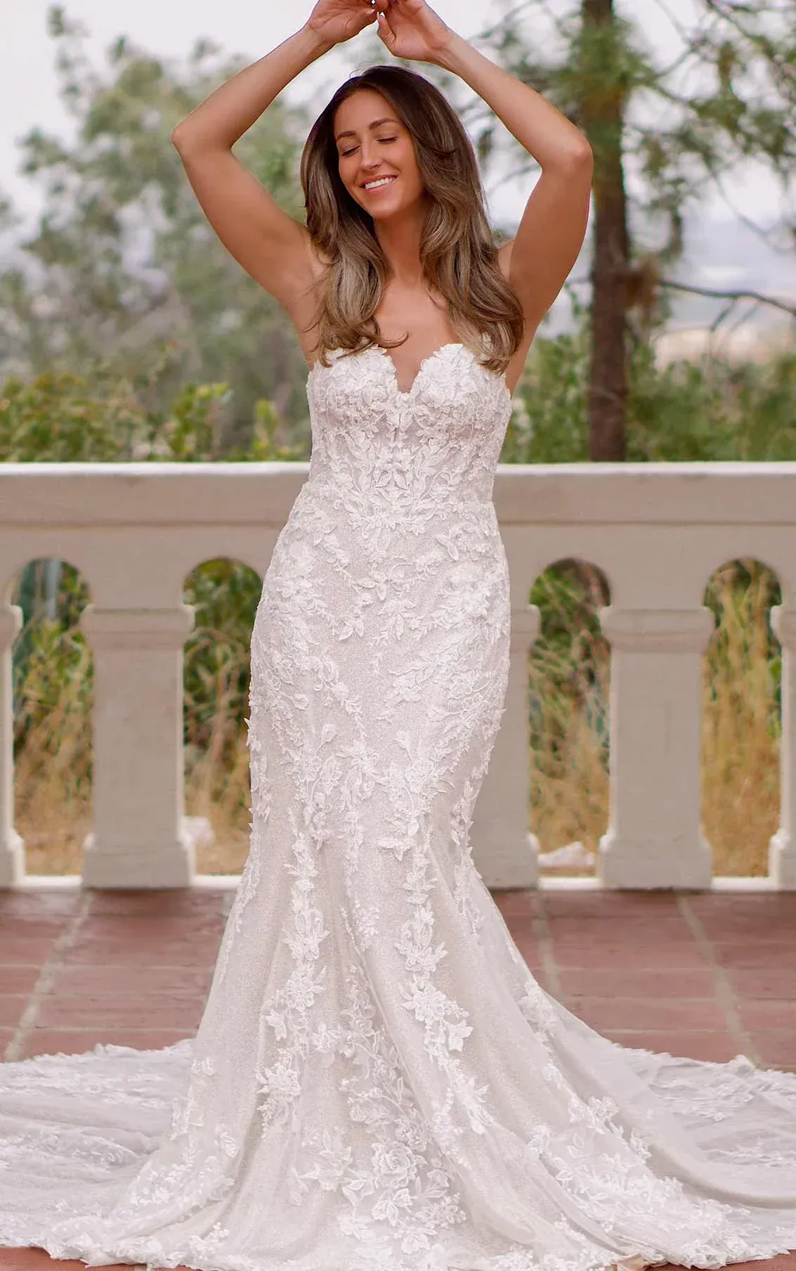 Essense of Australia D3372 - Size 14 - Image 3