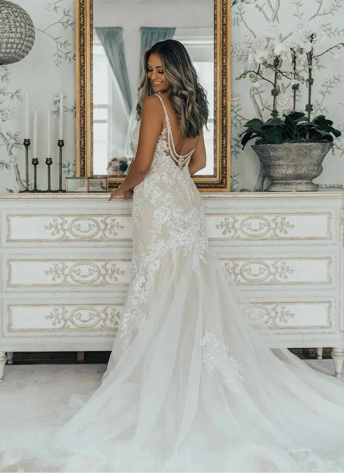 Essense of Australia D3395 - Size 14 - Image 3