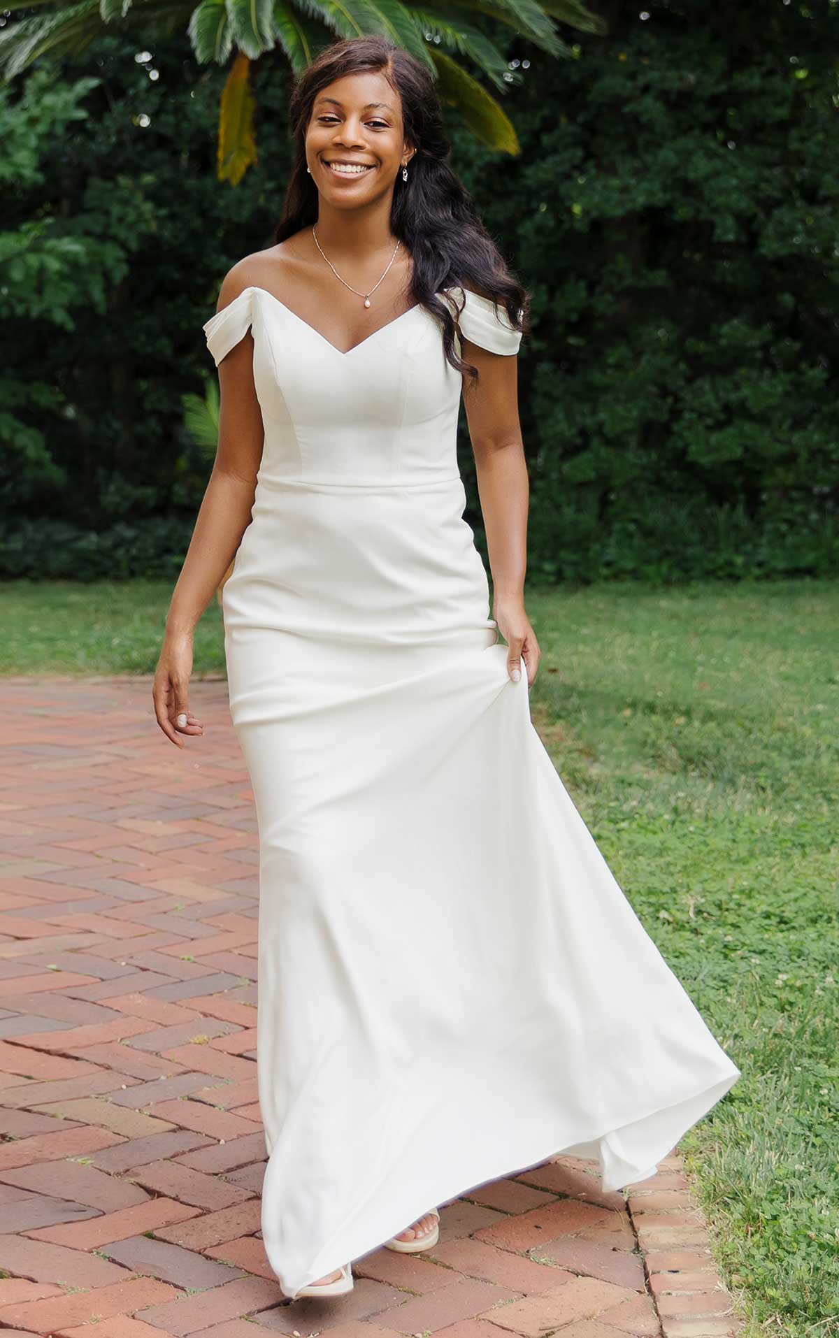 Essense of Australia D3457 - Size 12 - Image 3