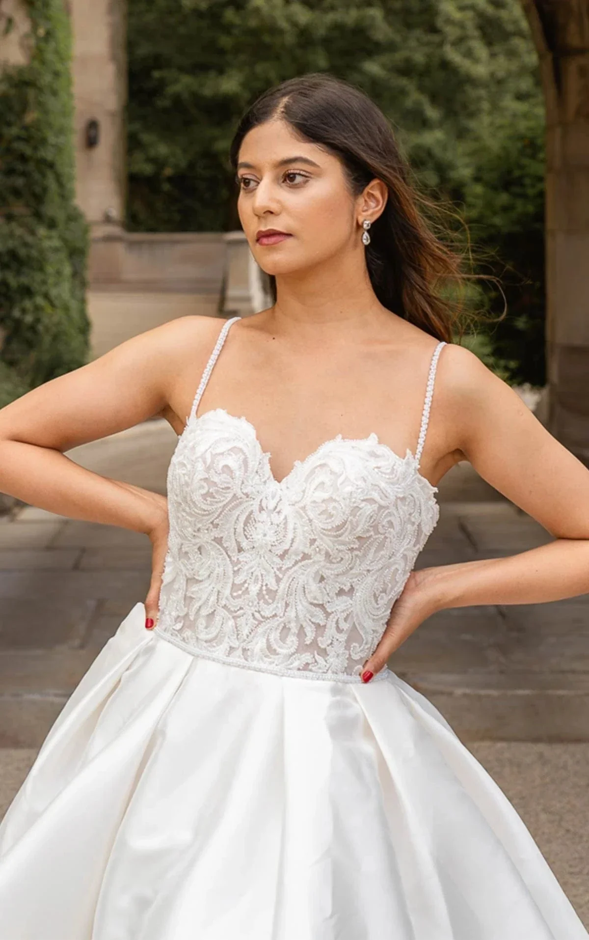 Essense of Australia D3461 - Size 34 - Image 3